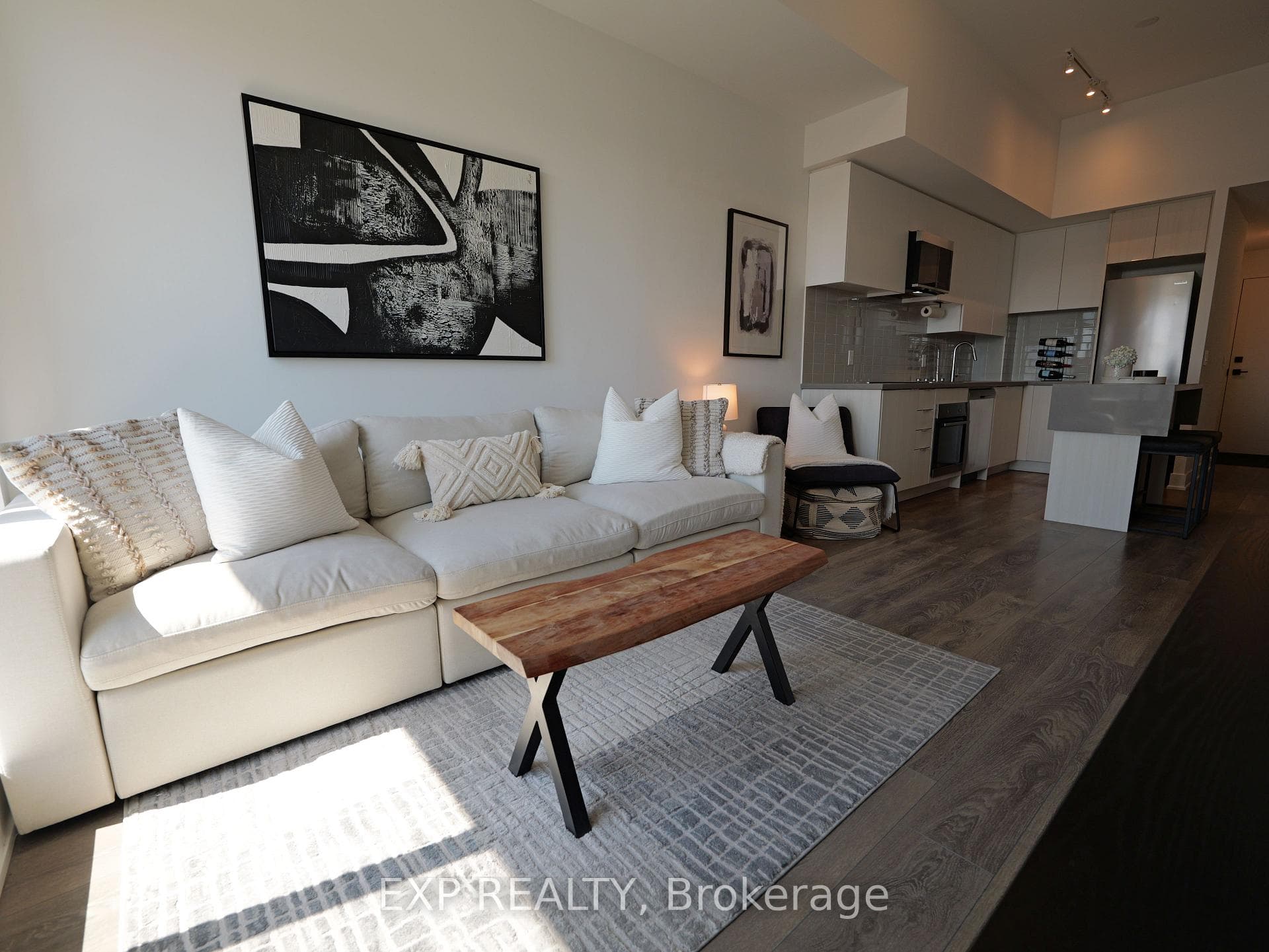 2481 Taunton Road Unit 401 - Condo photo 9 of 23 in Oakville, Ontario