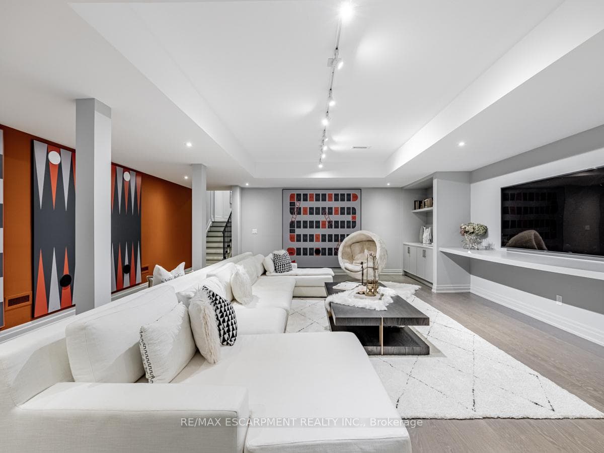 393 Maple Grove Drive - New Construction photo 39 of 49 in Oakville, Ontario