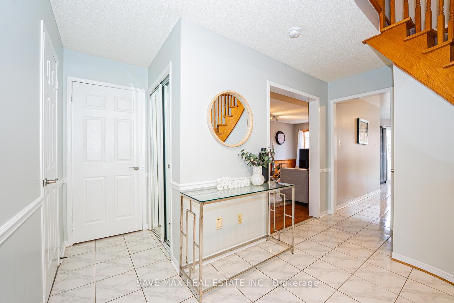 30 Adirondack Crescent - Detached photo 5 of 50 in Brampton, Ontario