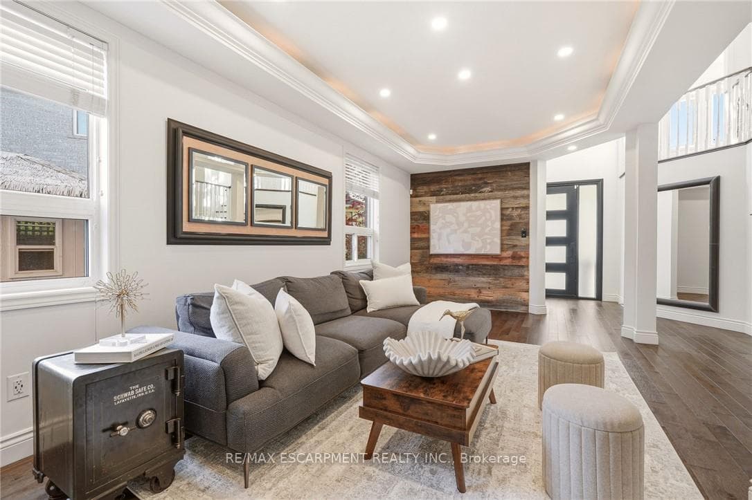 2091 Willhaven Trail - Detached photo 9 of 31 in Oakville, Ontario