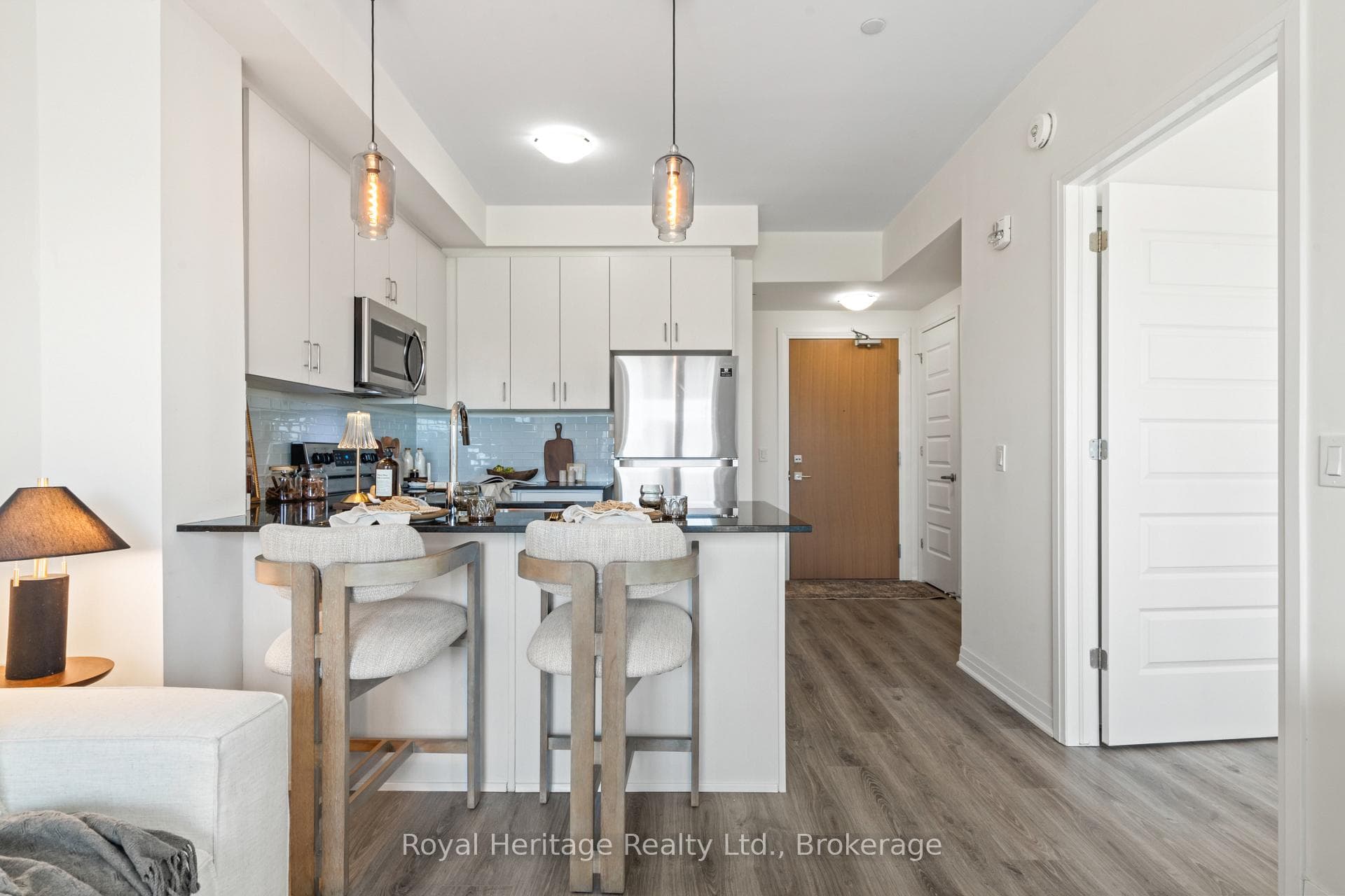 128 Grovewood Common Unit 319 - Condo photo 6 of 38 in Oakville, Ontario