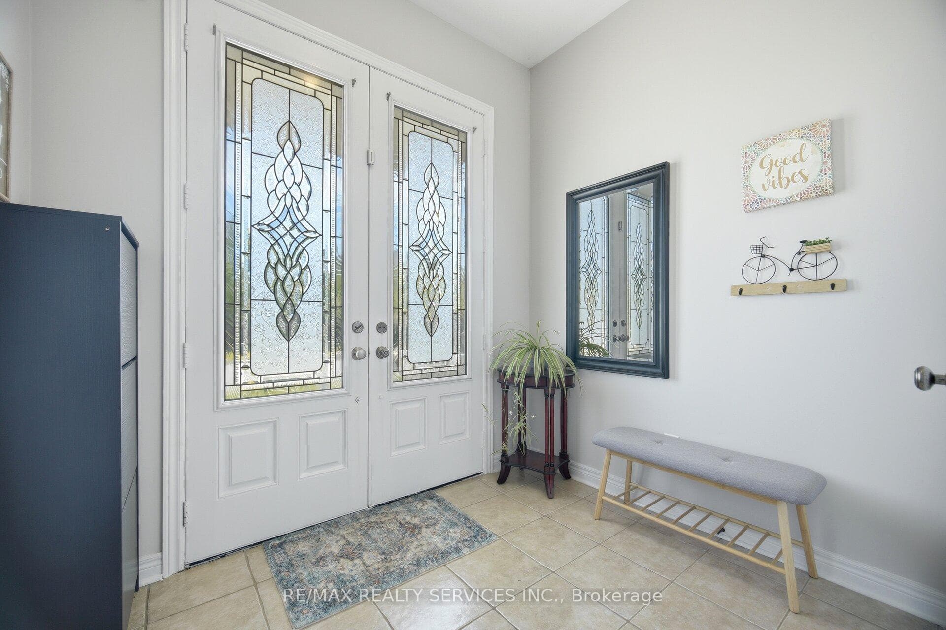 52 Atchison Drive - Detached photo 2 of 50 in Caledon, Ontario