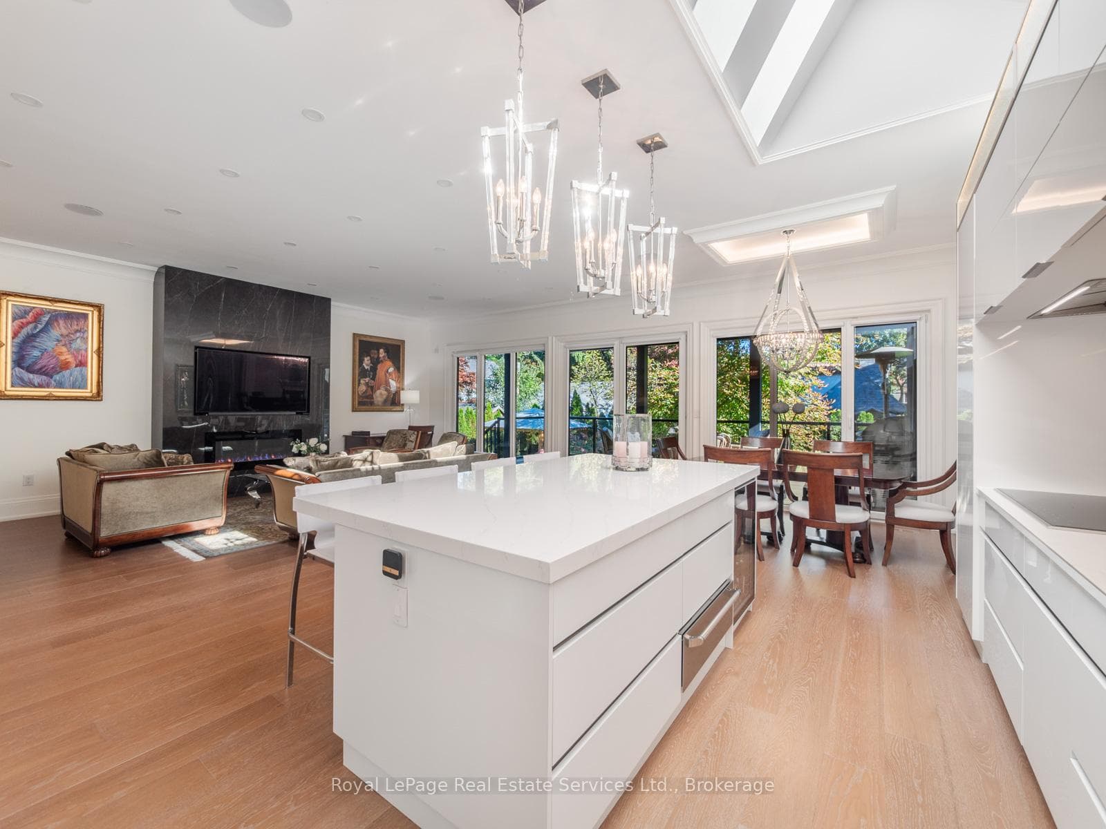 36 Anderson Street - Detached photo 10 of 50 in Oakville, Ontario