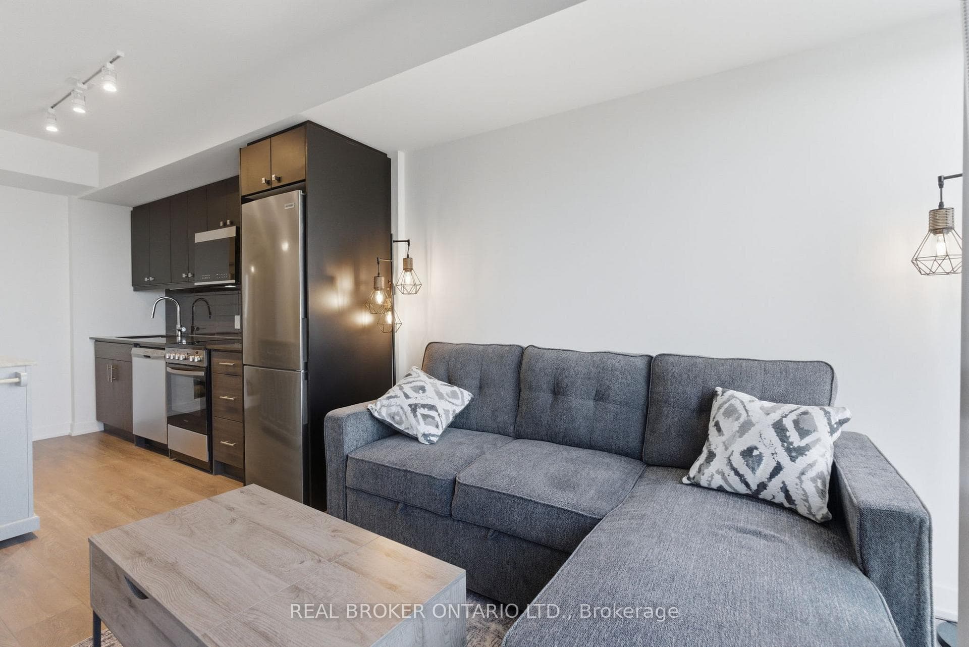 2 Manderley Drive Unit 912 - Condo photo 32 of 47 in Birch Cliff / Cliffside, Ontario