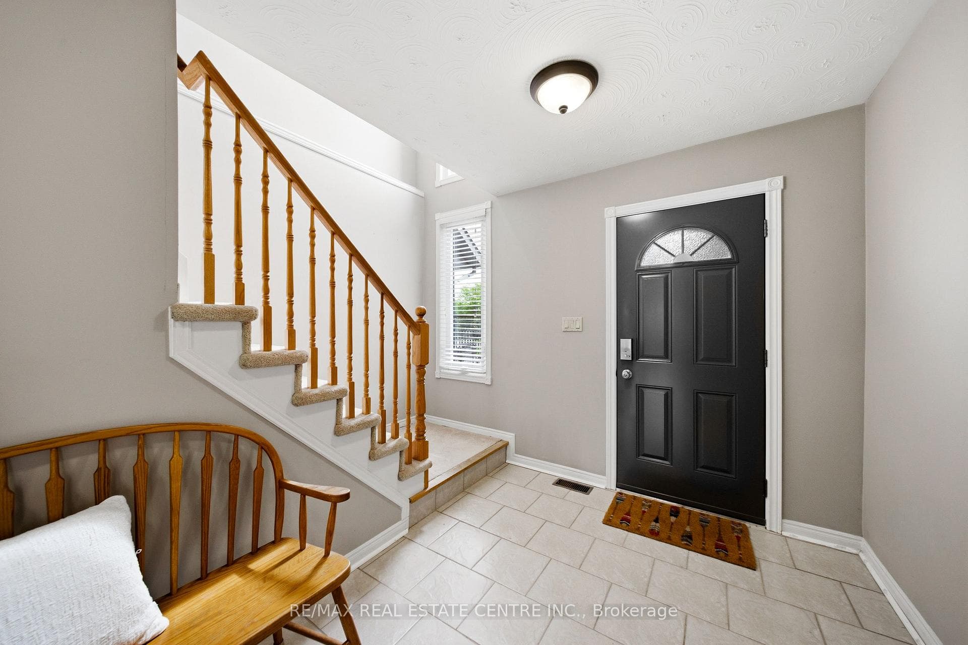3124 Driftwood Drive - Detached photo 7 of 50 in Burlington, Ontario