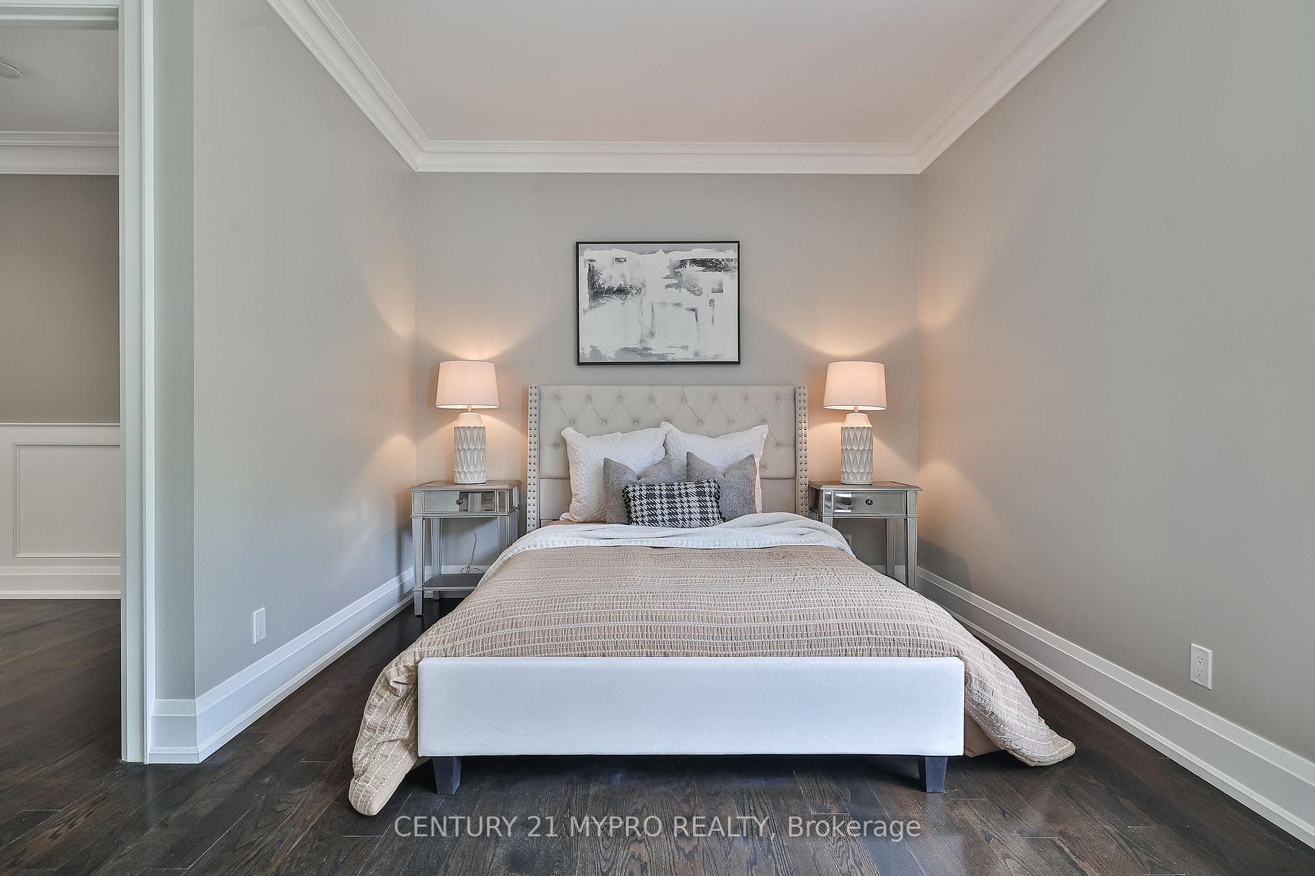 1389 Weaver Avenue - Detached photo 31 of 48 in Oakville, Ontario