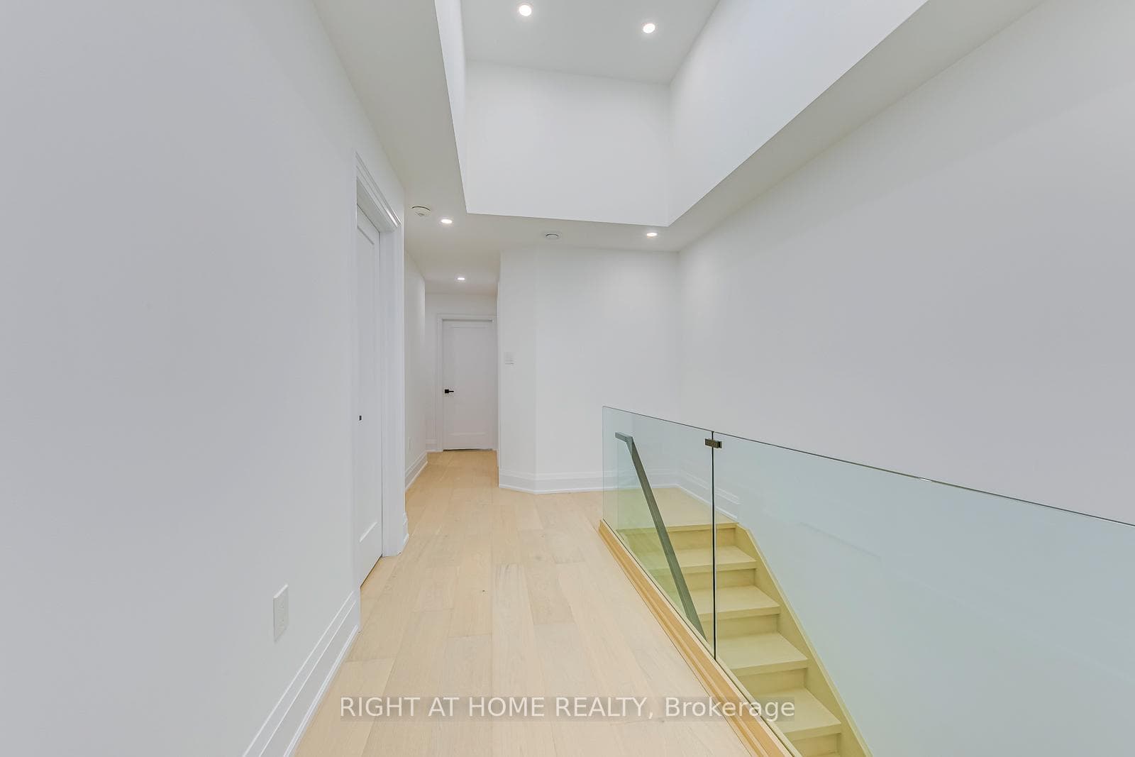 5 Enfield Avenue - Semi-Detached photo 15 of 35 in Liberty Village / Parkdale / South Parkdale, Ontario