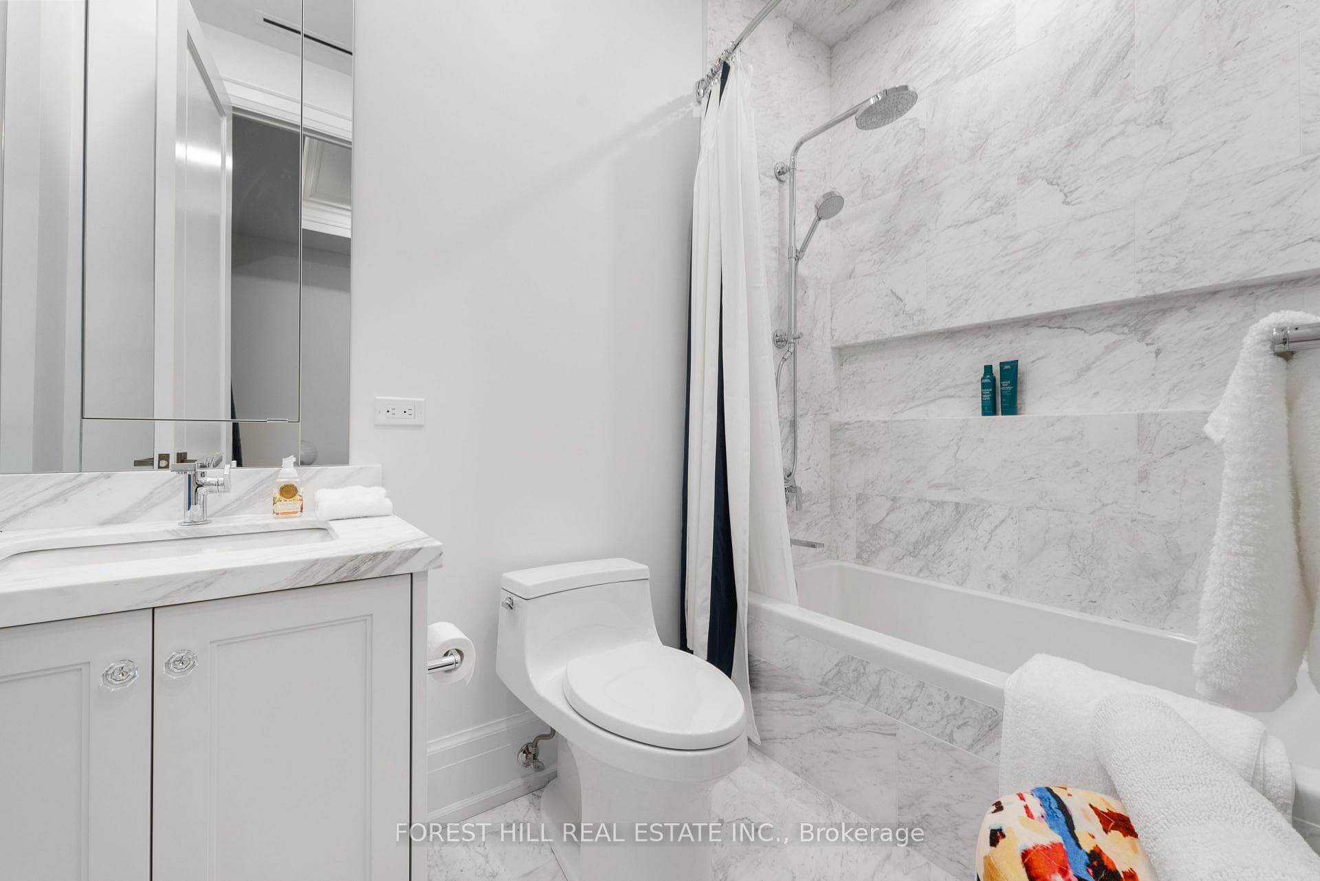 128 Hazelton Avenue Unit 602 - Condo photo 37 of 43 in Annex / Yorkville / Summerhill, Ontario
