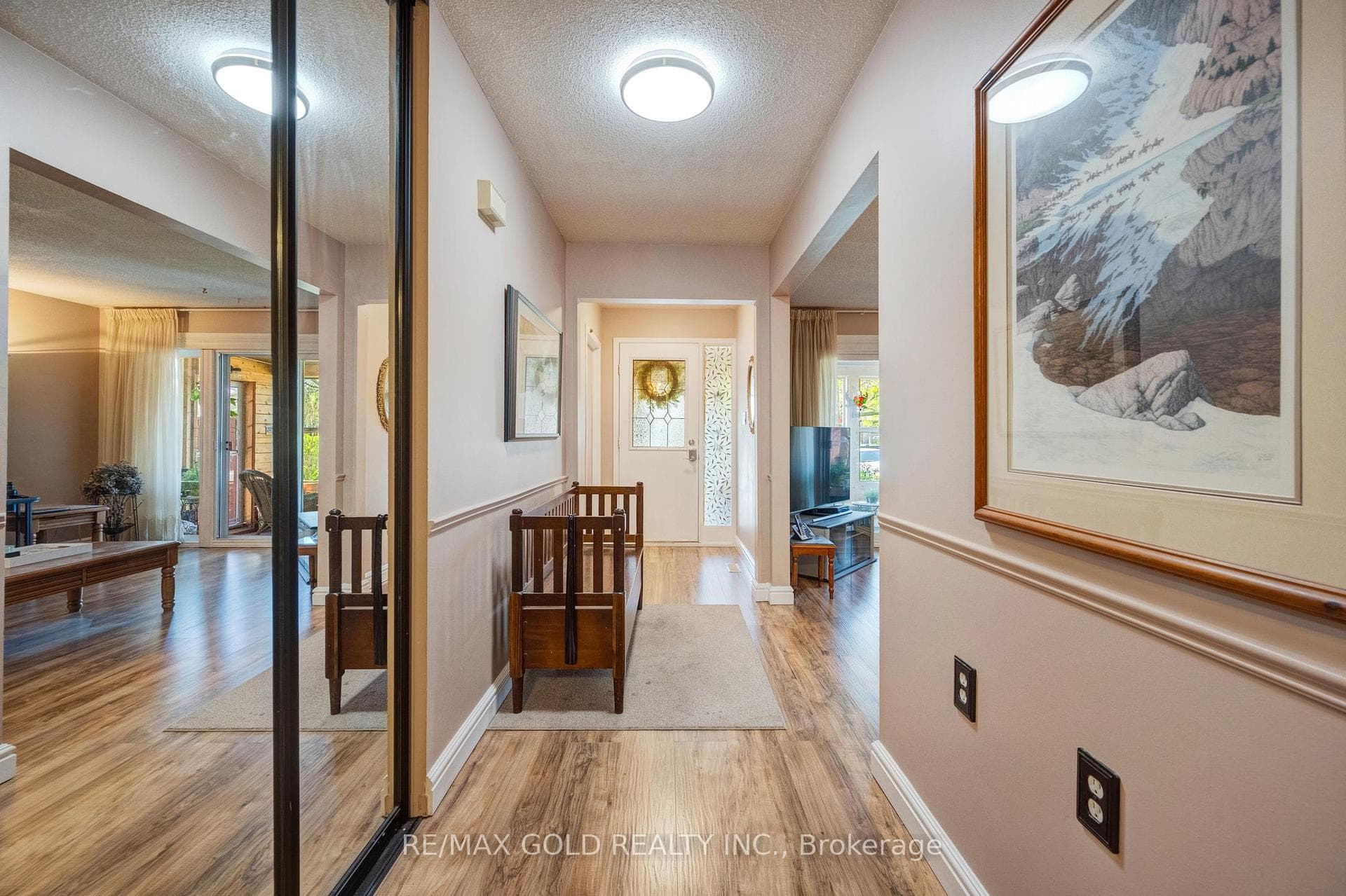 2927 Arles Mews - Detached photo 6 of 50 in Mississauga, Ontario
