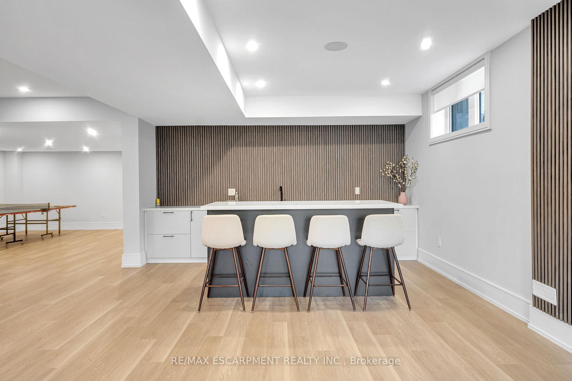221 Morden Road - Detached photo 42 of 49 in Oakville, Ontario