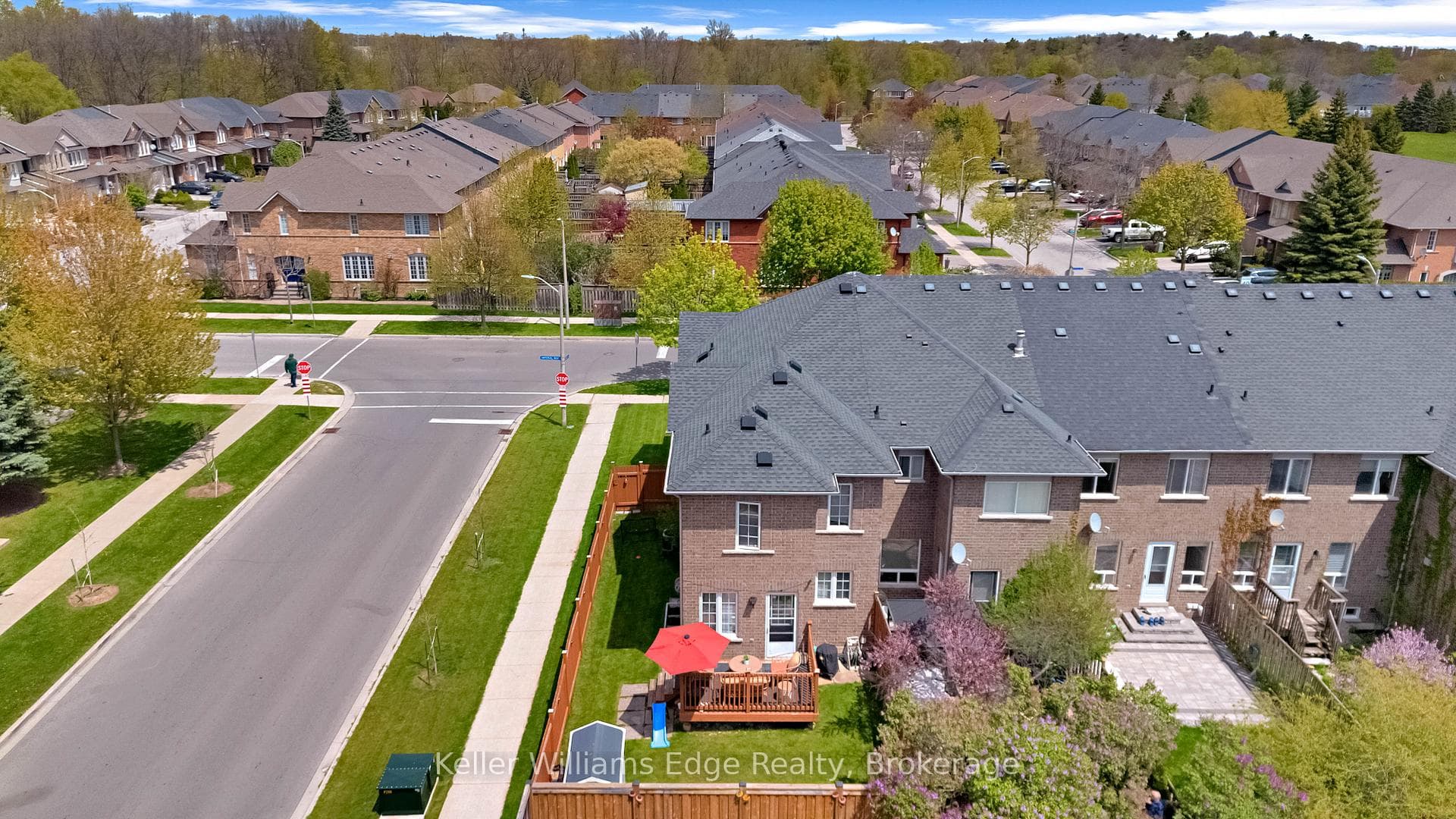 1854 Imperial Way - Townhouse photo 45 of 48 in Burlington, Ontario