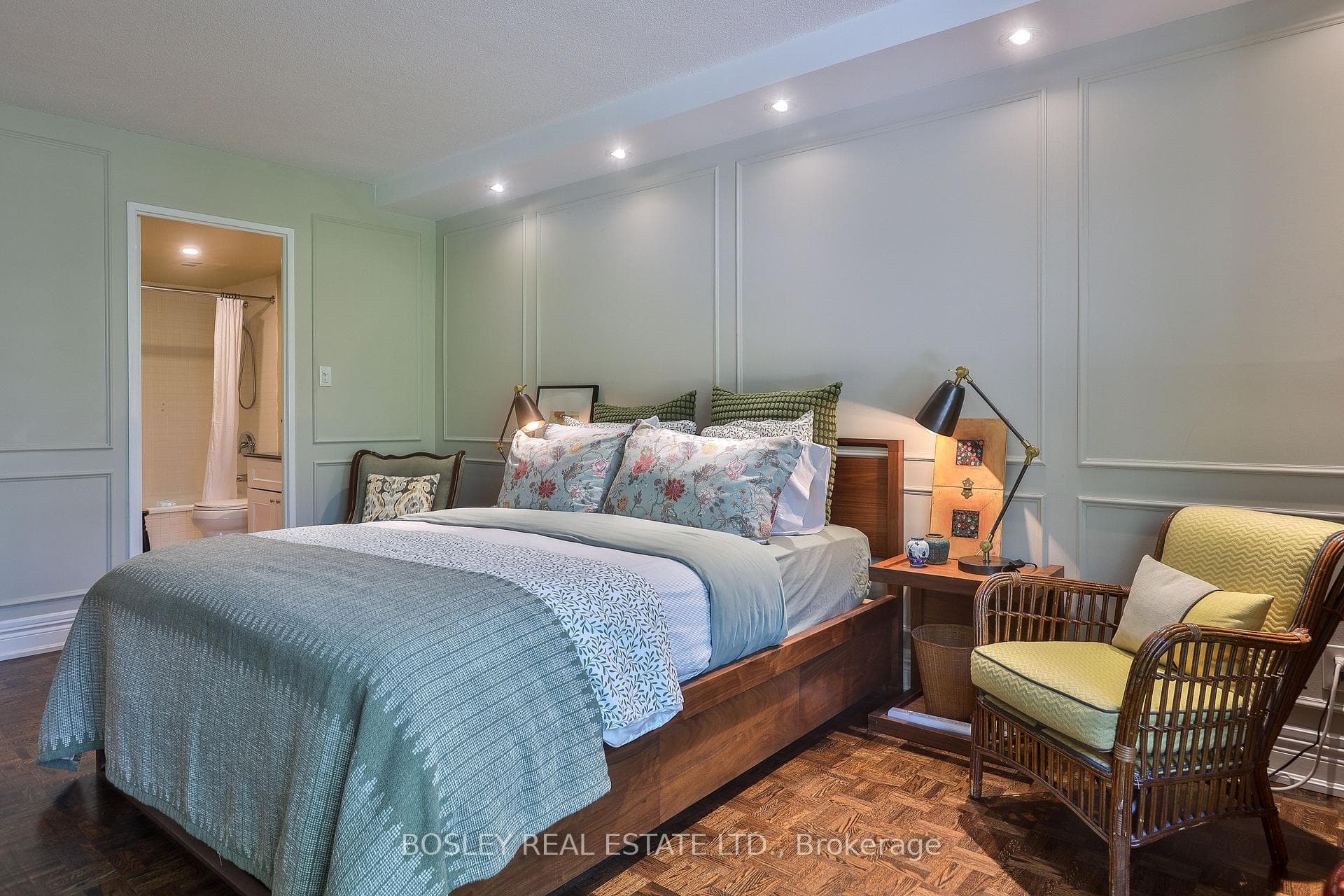 63 St Clair Avenue Unit 306 - Condo photo 14 of 34 in Annex / Yorkville / Summerhill, Ontario