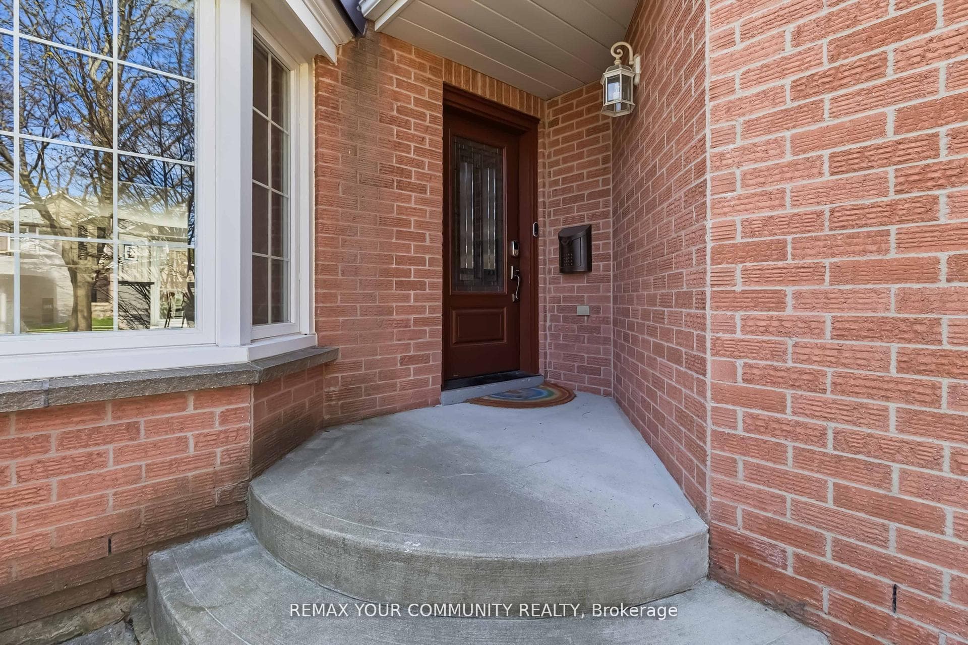 4184 Vermont Crescent - Detached photo 3 of 50 in Burlington, Ontario