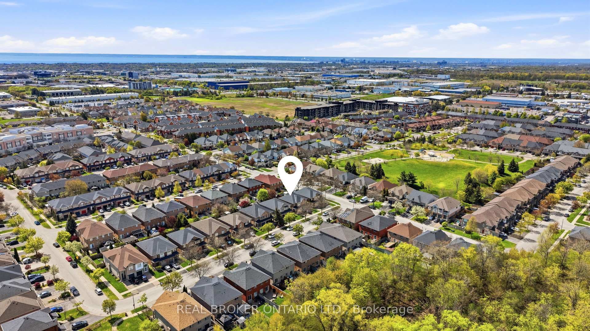 1860 Creek Way - Semi-Detached photo 41 of 44 in Burlington, Ontario