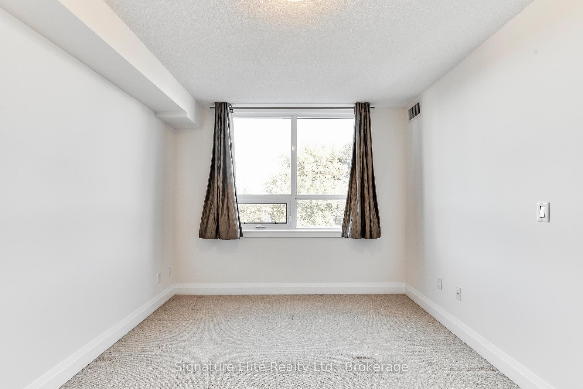 3520 Danforth Avenue Unit 301 - Condo photo 15 of 29 in Birch Cliff / Cliffside, Ontario