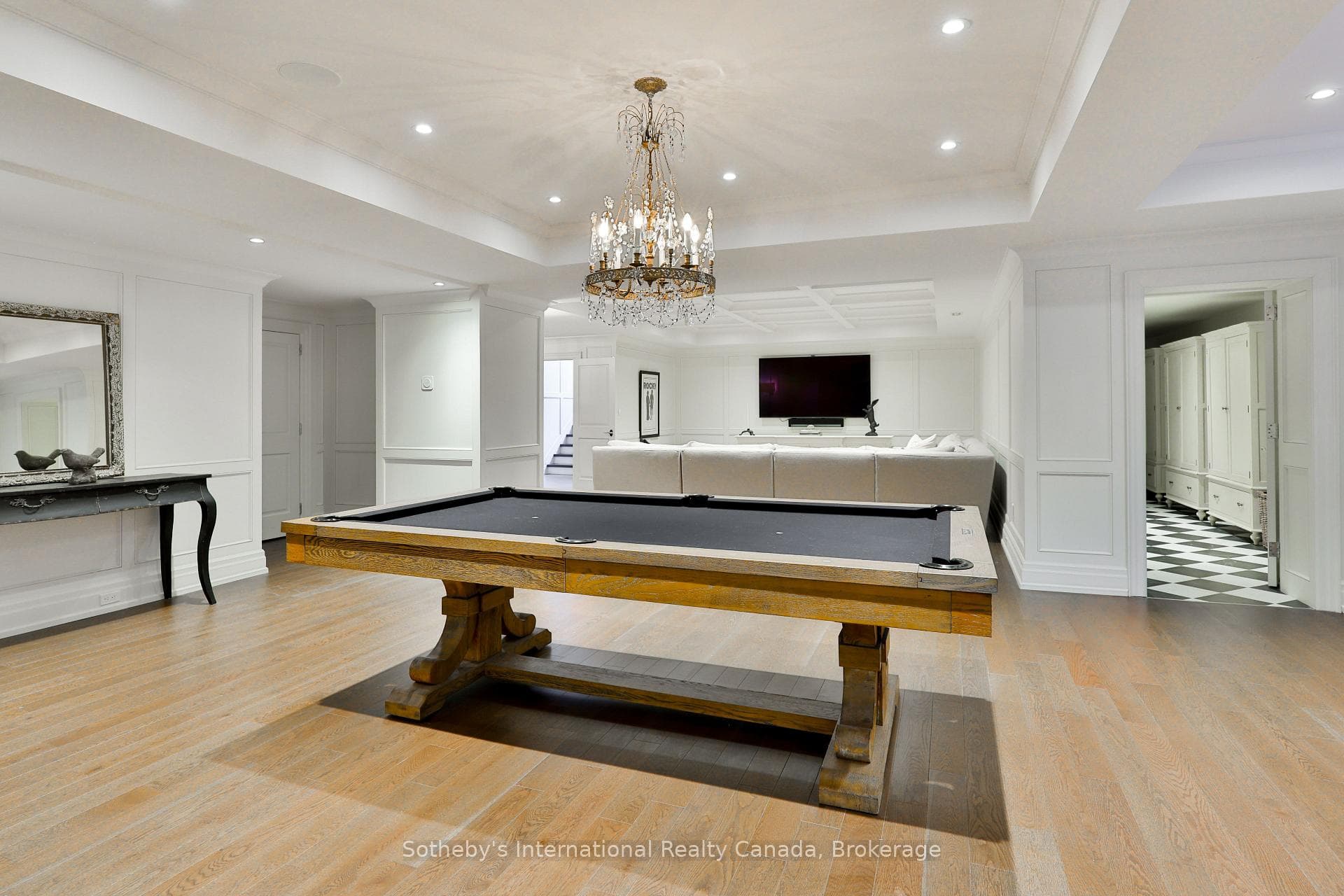 1497 Lakeshore Road - Detached photo 36 of 50 in Oakville, Ontario