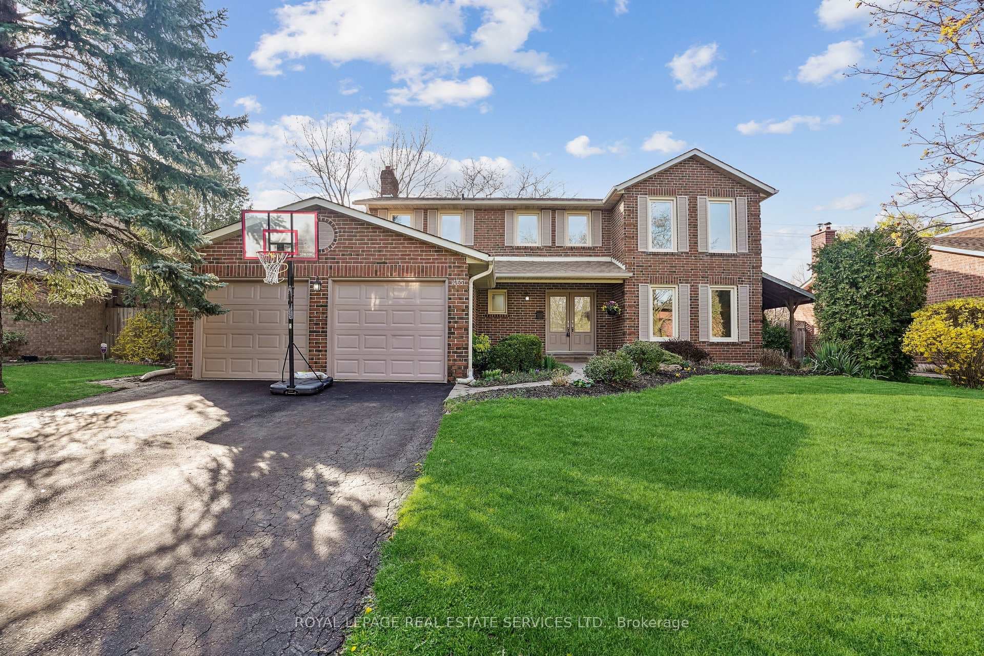 Recently sold property in Oakville - real estate
