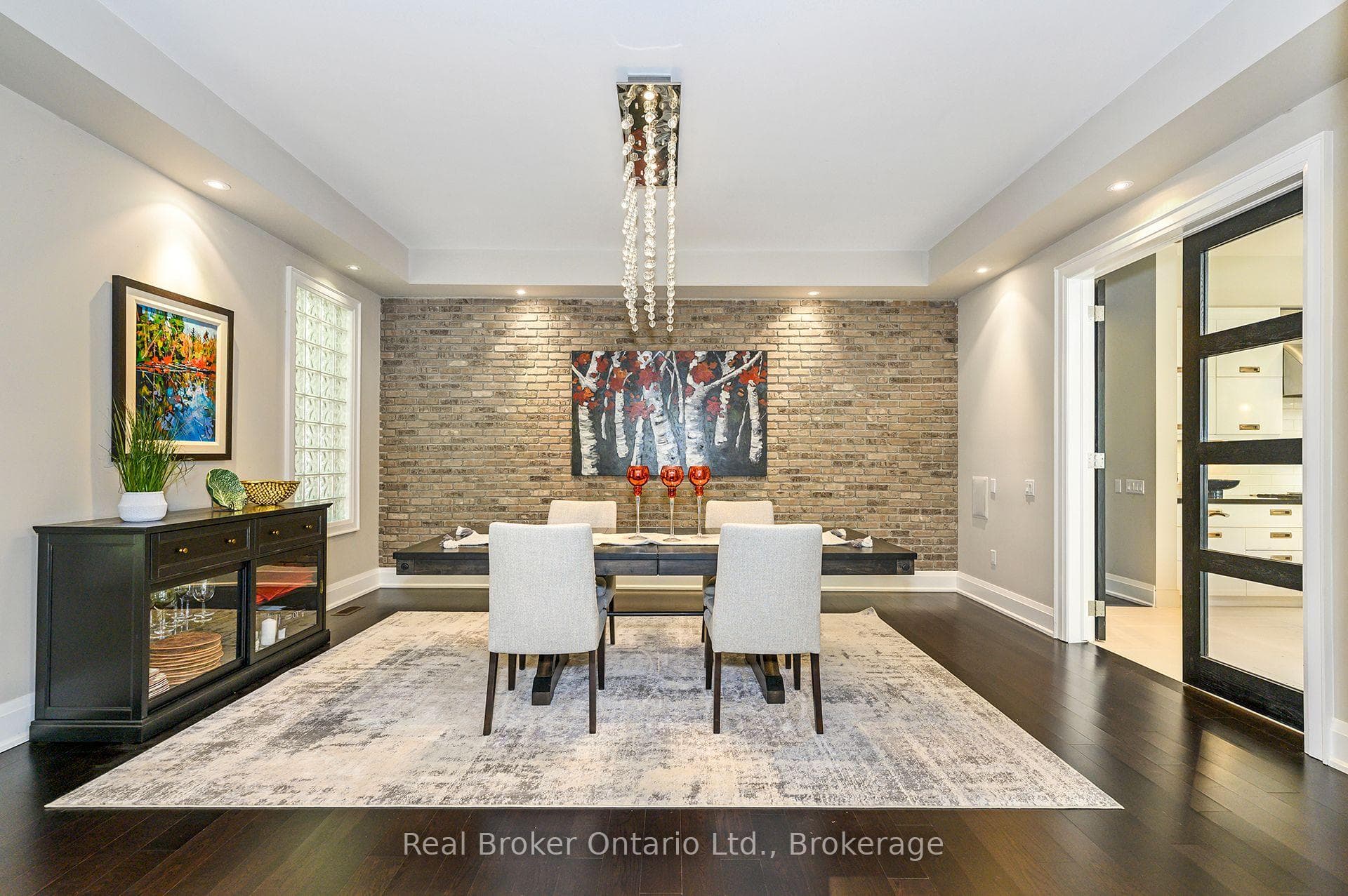 4507 Lakeshore Road - Detached photo 16 of 50 in Burlington, Ontario