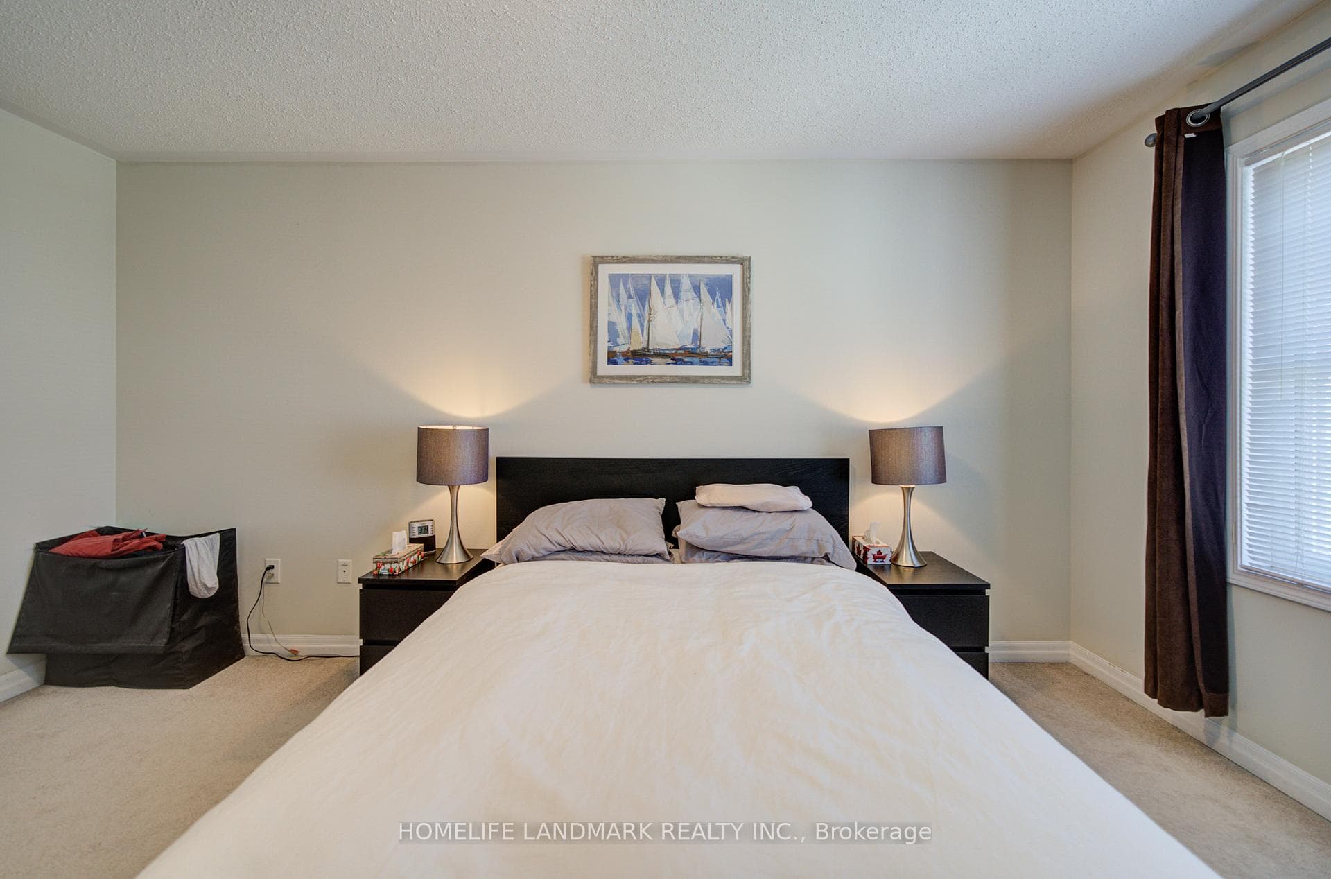 3086 Mistletoe Gardens - Townhouse photo 31 of 38 in Oakville, Ontario
