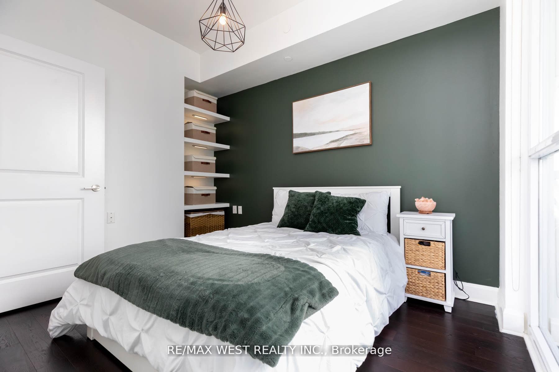 33 Shore Breeze Drive Unit 802 - Condo photo 19 of 38 in Liberty Village / Parkdale / South Parkdale, Ontario