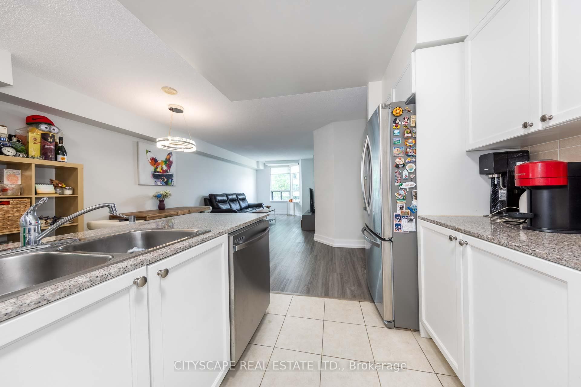5940 Yonge Street Unit 609 - Condo photo 11 of 20 in Thornhill / Willowdale, Ontario