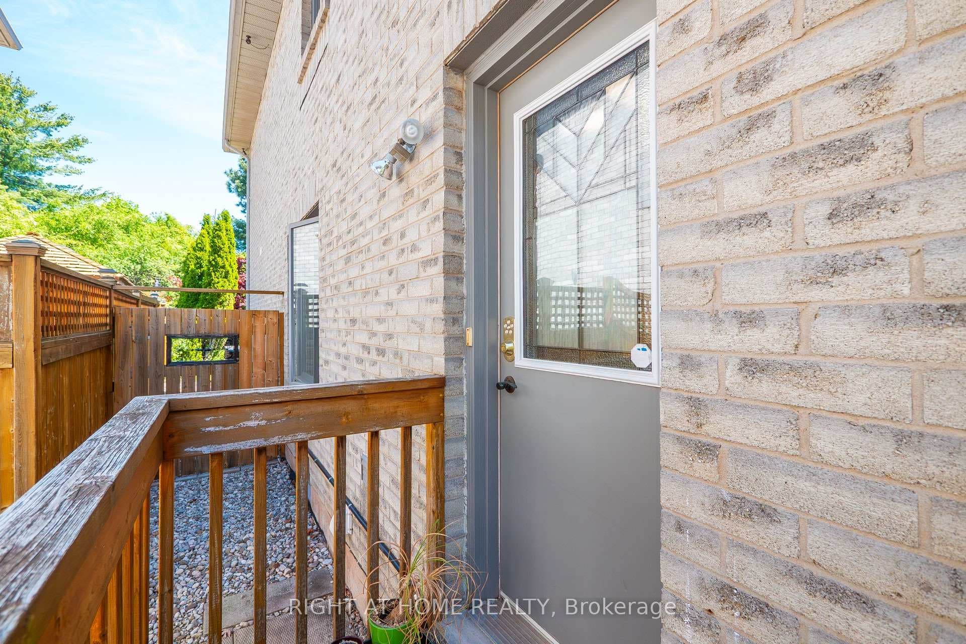 2005 Oak Springs Road - Detached photo 36 of 50 in Oakville, Ontario