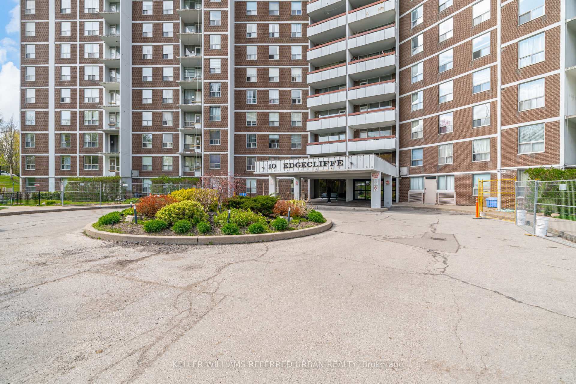 10 Edgecliff Golfway Unit 1417 - Condo photo 34 of 35 in Flemingdon Park / Don Mills, Ontario