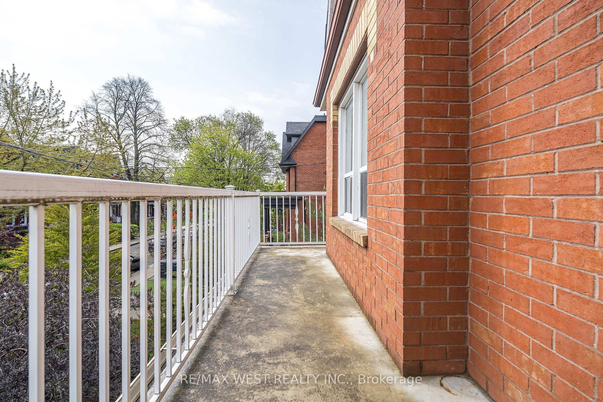 404 Manning Avenue - Semi-Detached photo 24 of 41 in Downtown Toronto / Waterfront, Ontario