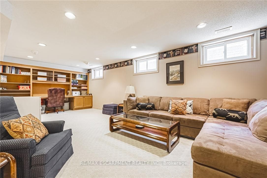 33 Golfview Crescent - Detached photo 32 of 50 in Hamilton, Ontario