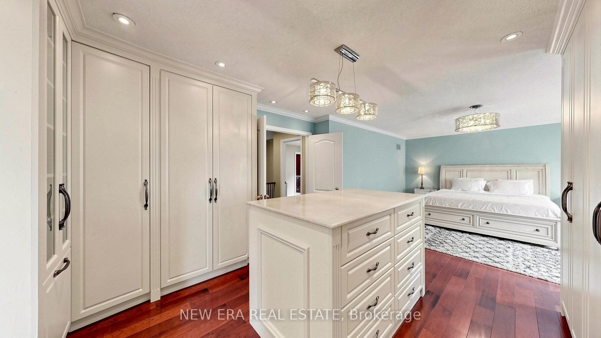 1206 Lindenrock Drive - Detached photo 22 of 50 in Oakville, Ontario