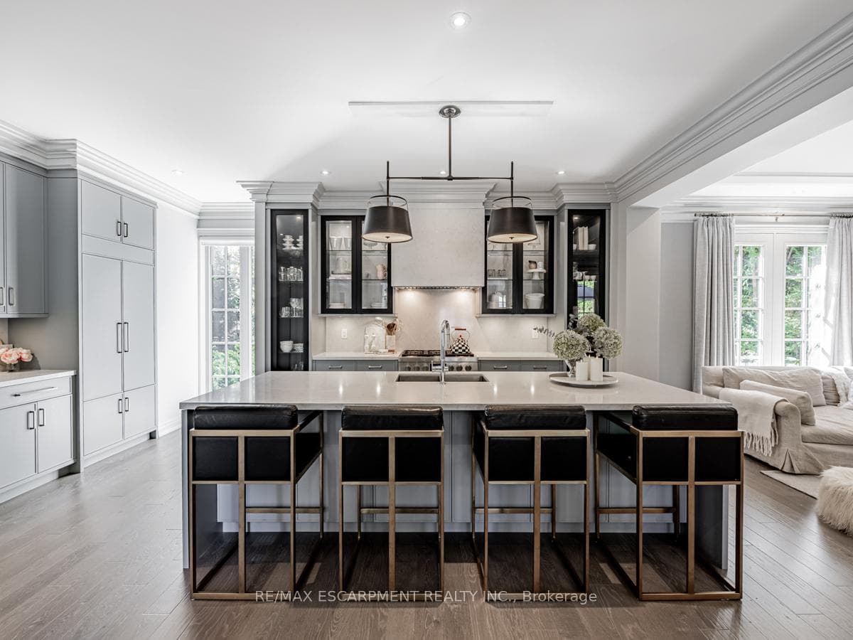 393 Maple Grove Drive - New Construction photo 15 of 49 in Oakville, Ontario