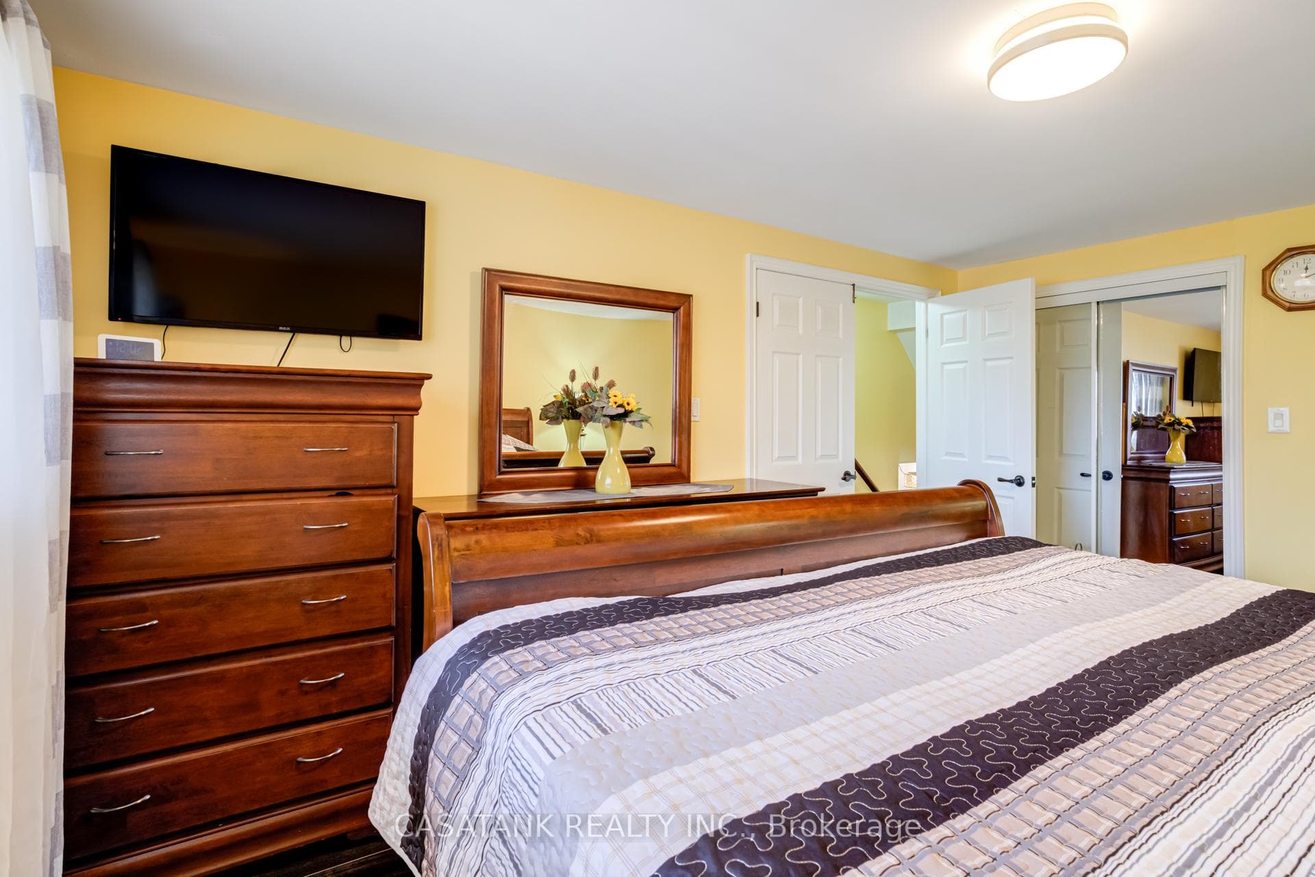 40 Salisbury Circle - Semi-Detached photo 17 of 50 in Brampton, Ontario