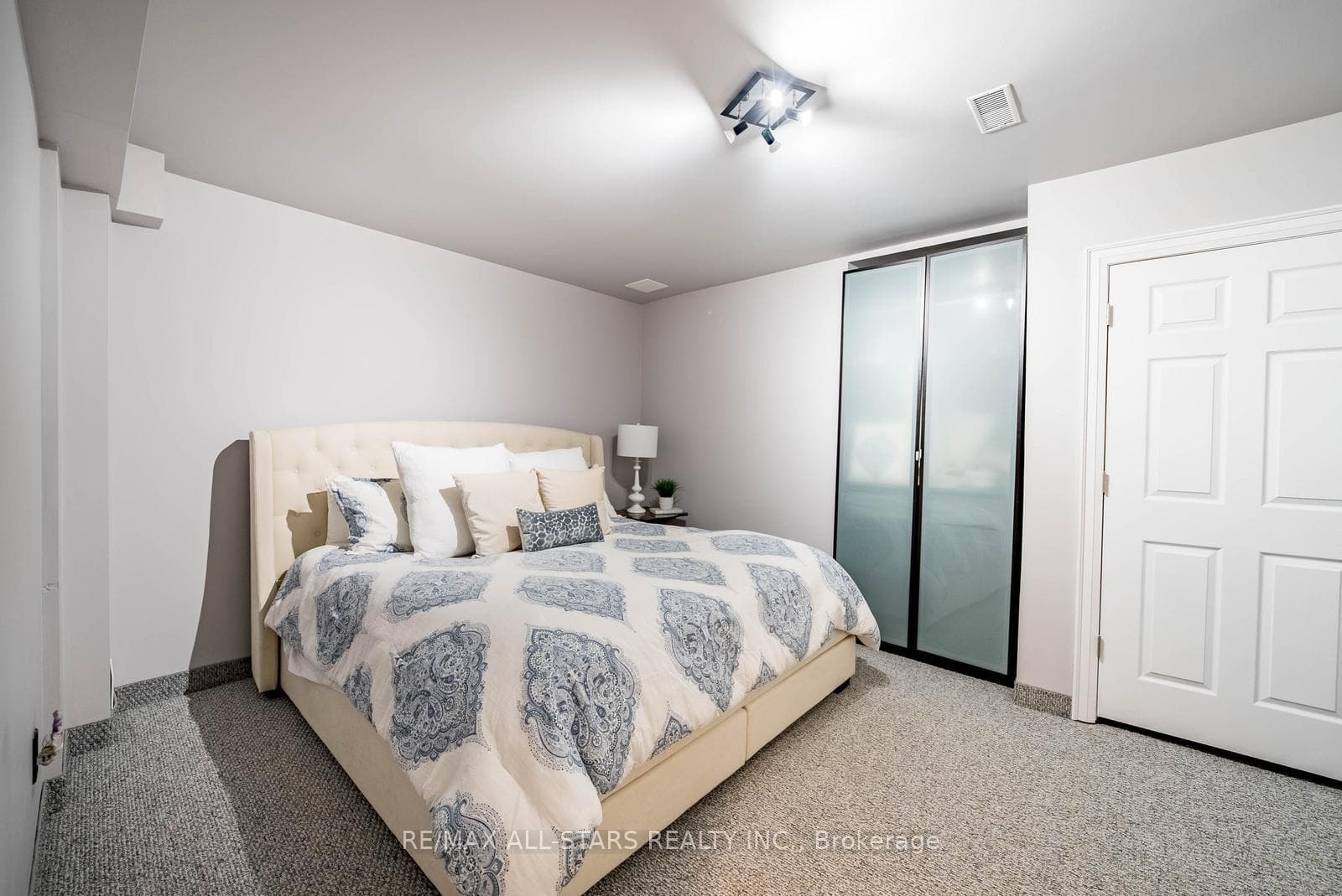 41 Deepwood Crescent - Detached photo 39 of 50 in Don Mills / Parkwoods / Victoria Village, Ontario