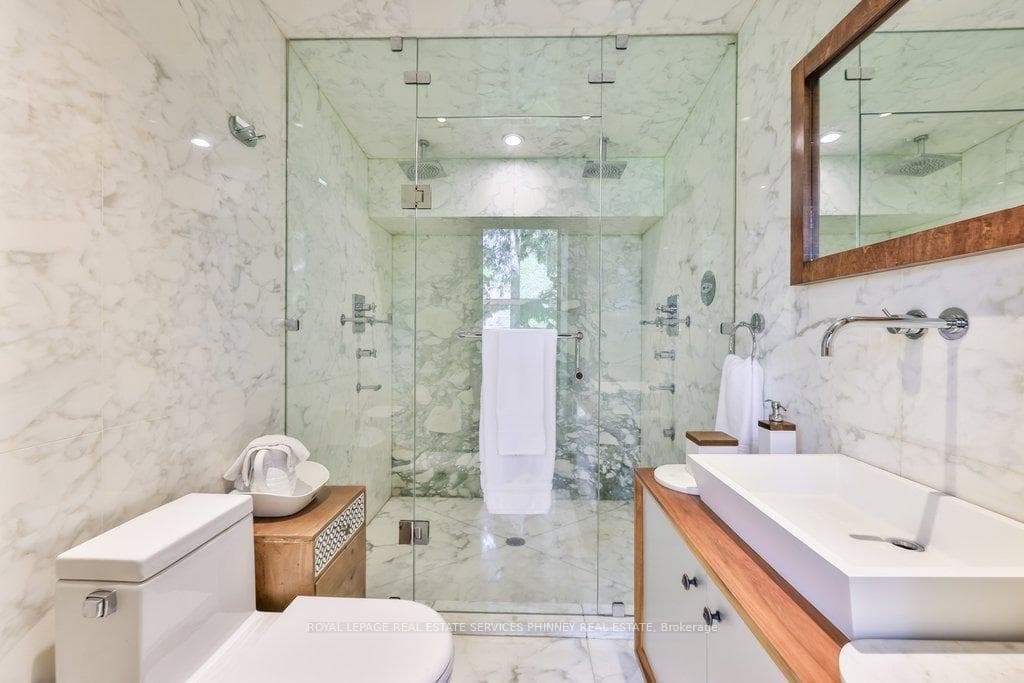 1188 Birchview Drive - Detached photo 23 of 45 in Mississauga, Ontario