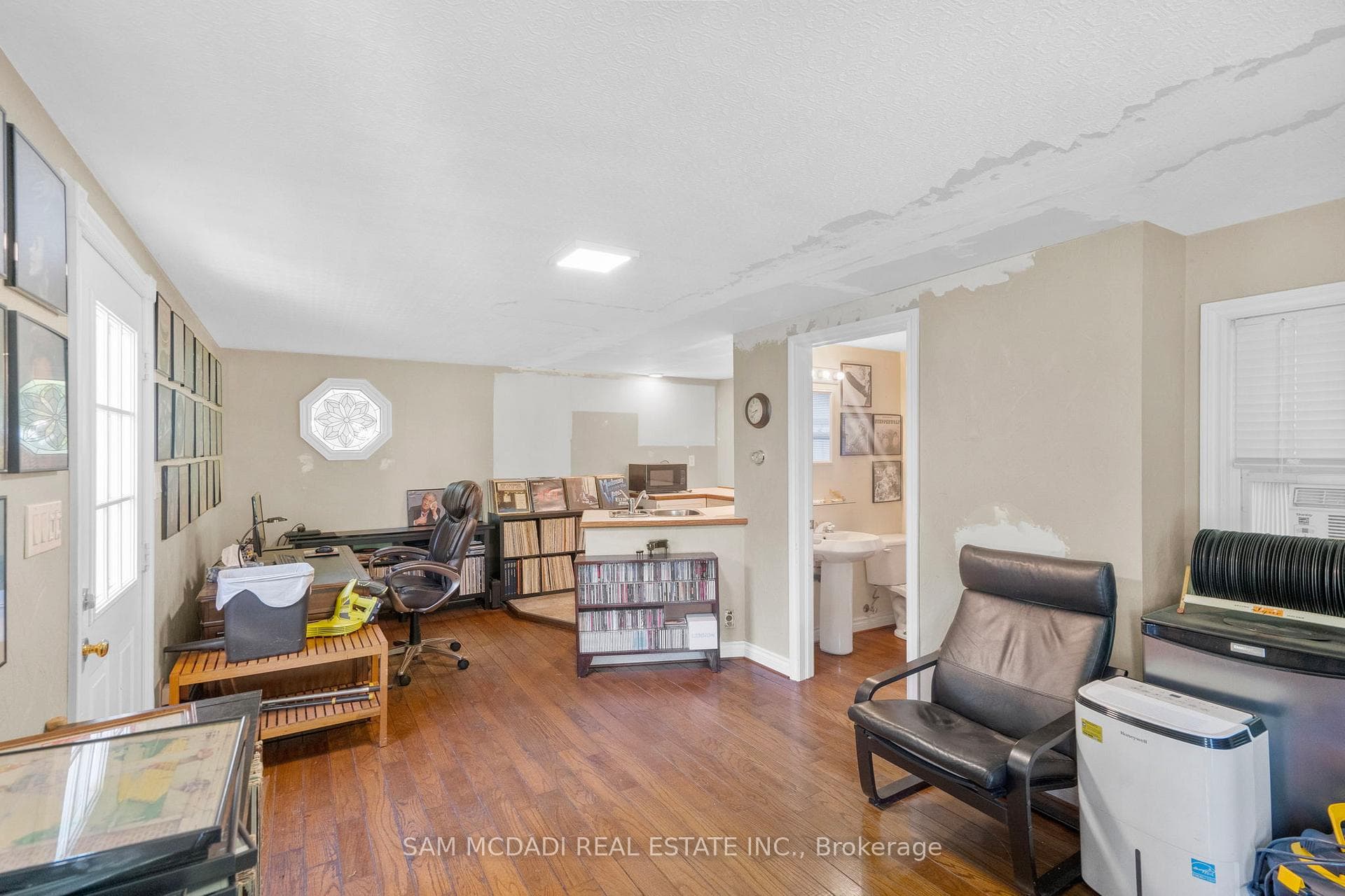 1690 Sherway Drive - Detached photo 39 of 46 in Mississauga, Ontario