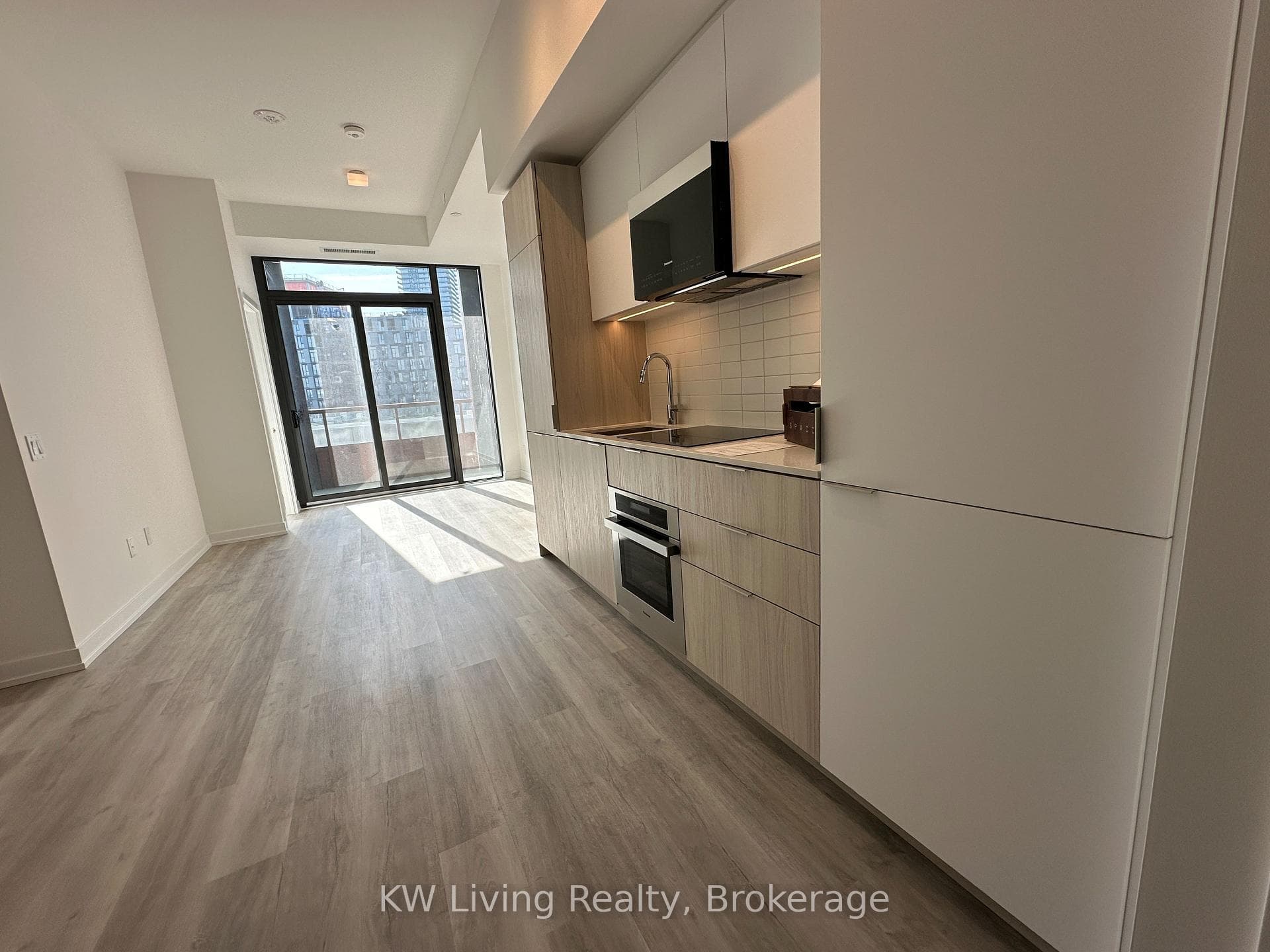 28 Eastern Avenue Unit 616 - Condo photo 3 of 19 in Regent Park / Cabbagetown / St. James Town, Ontario