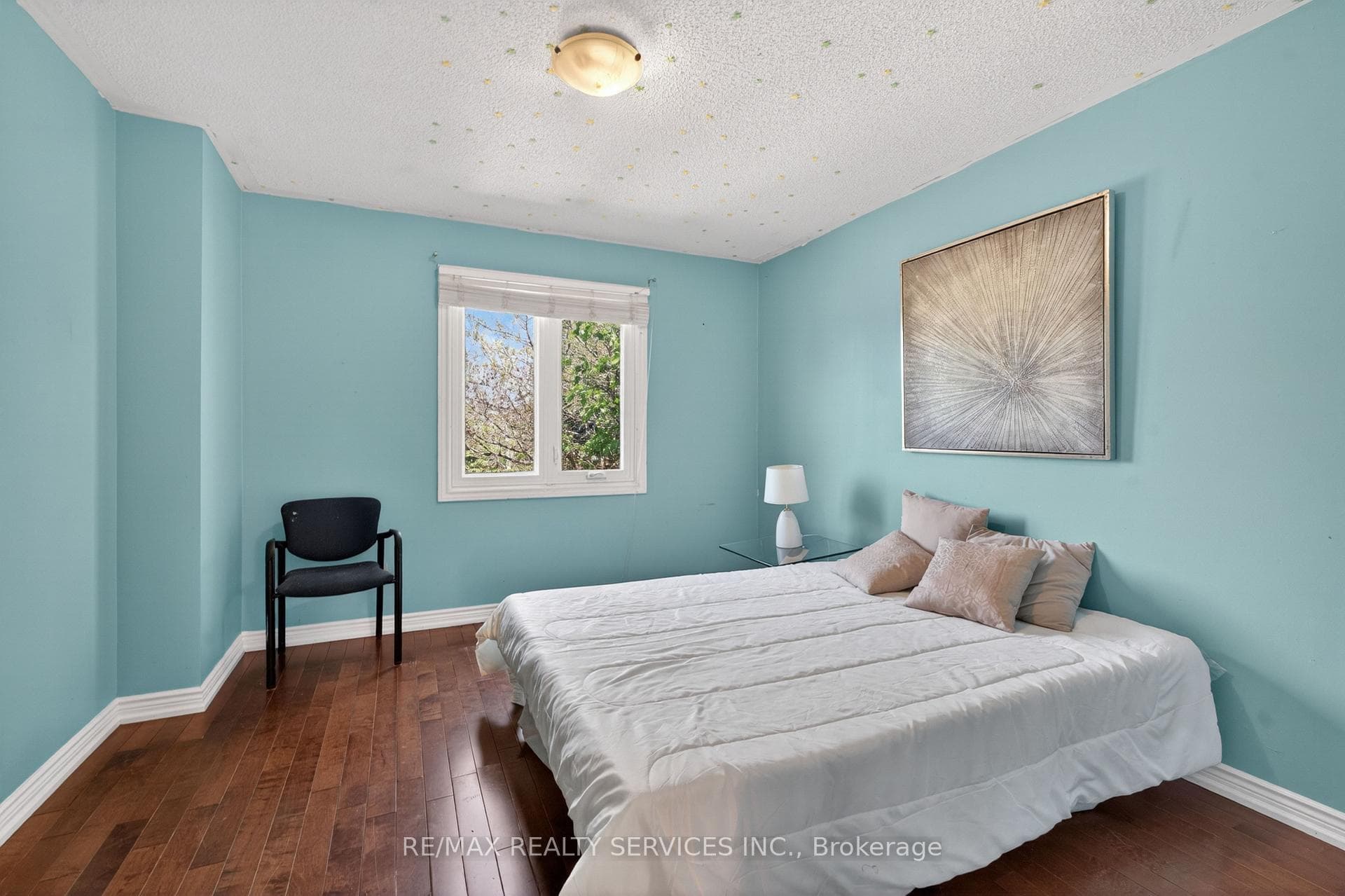 2069 Schoolmaster Circle - Detached photo 39 of 49 in Oakville, Ontario
