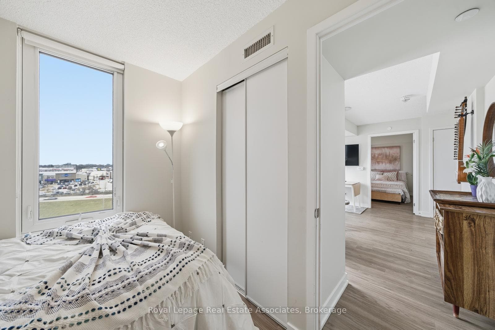 38 Monte Kwinter Court Unit 807 - Condo photo 29 of 41 in North York (Bathurst Manor / Clanton Park), Ontario