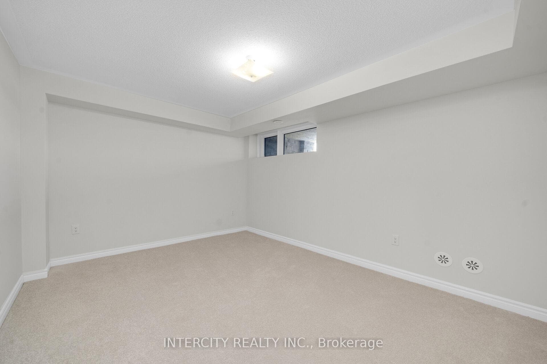 565 Tim Manley Avenue Unit 13z - Condo photo 9 of 14 in Caledon, Ontario