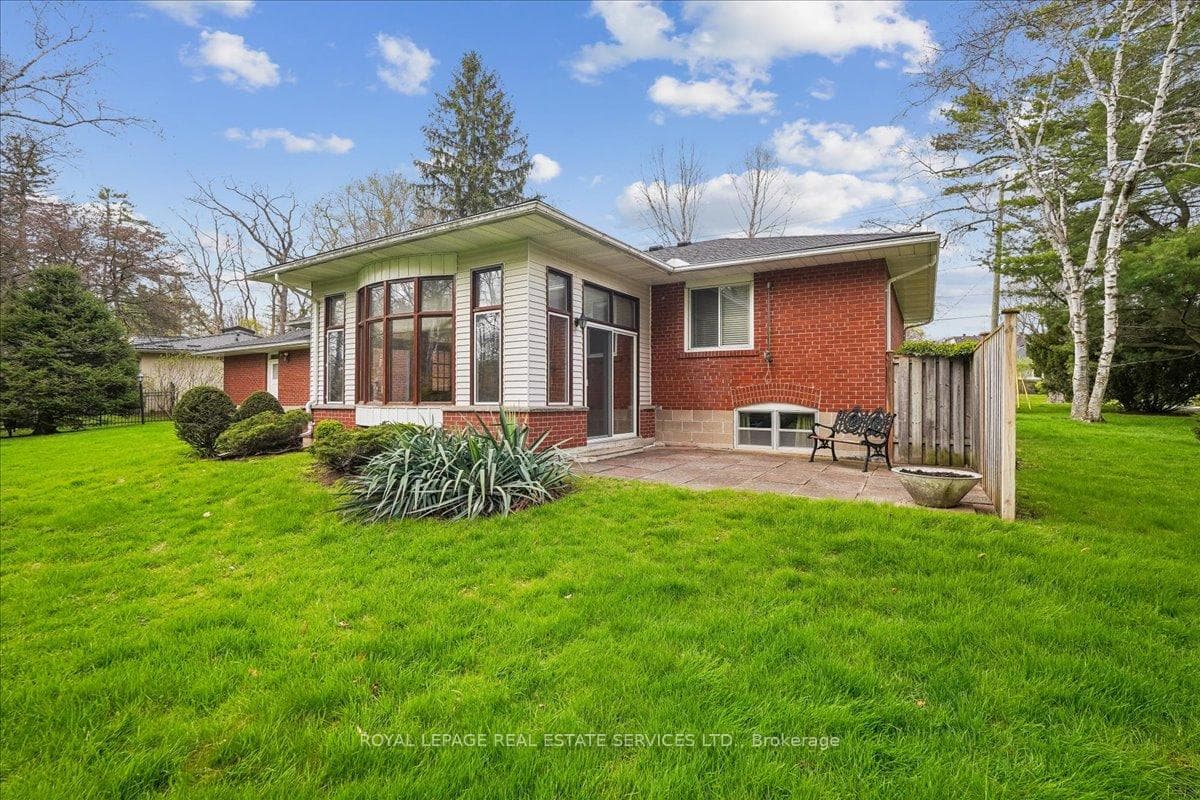 151 Wedgewood Drive - Detached photo 21 of 36 in Oakville, Ontario