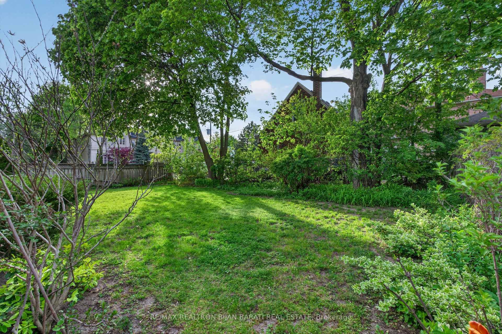 60 Lorraine Drive - Detached photo 48 of 50 in Thornhill / Willowdale, Ontario