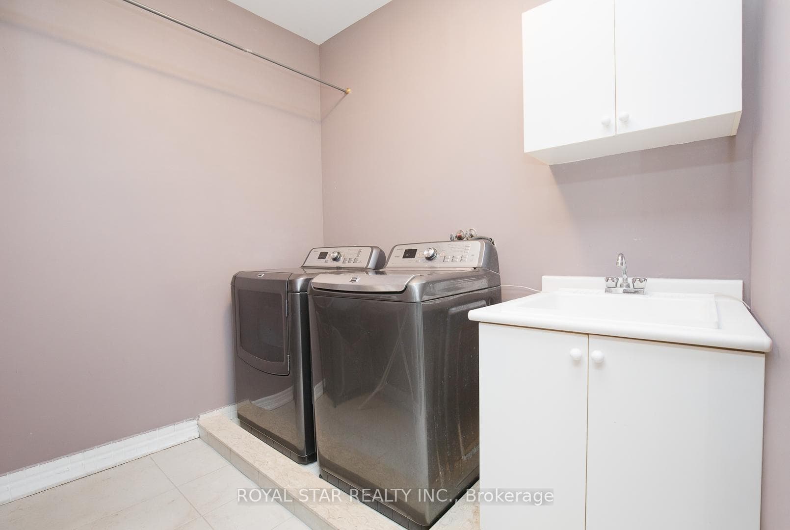 4 Berkwood Hollow - Detached photo 41 of 46 in Brampton, Ontario