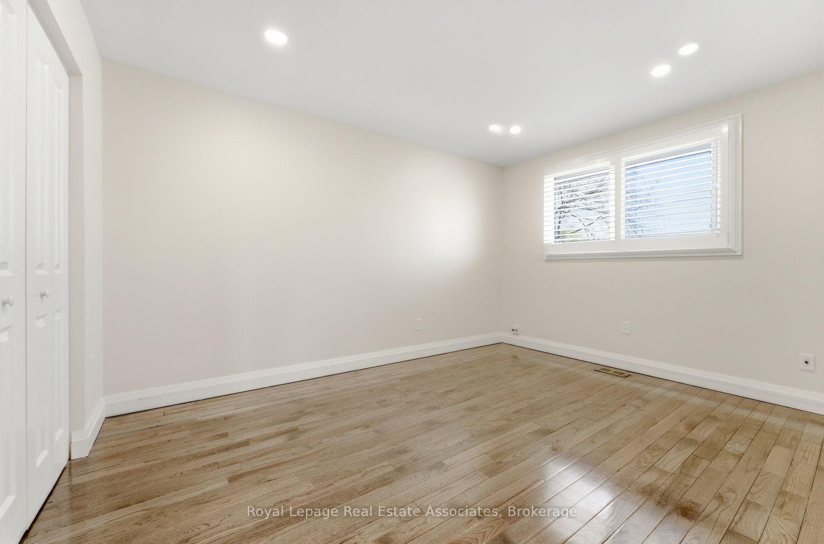 2362 Greenbank Trail - Semi-Detached photo 19 of 50 in Burlington, Ontario