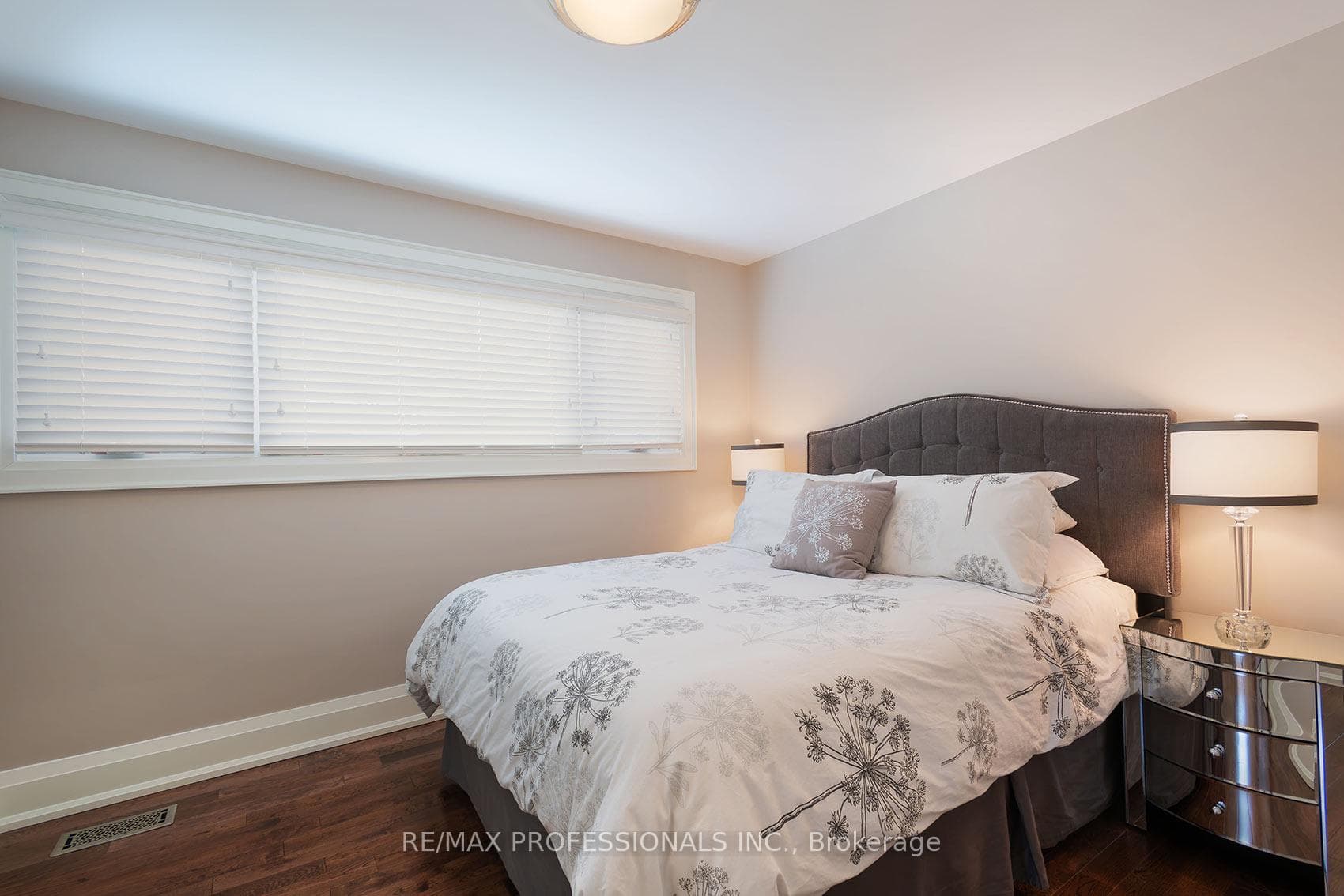 19 Boxwood Road - Detached photo 29 of 40 in Etobicoke (Islington / Rexdale), Ontario