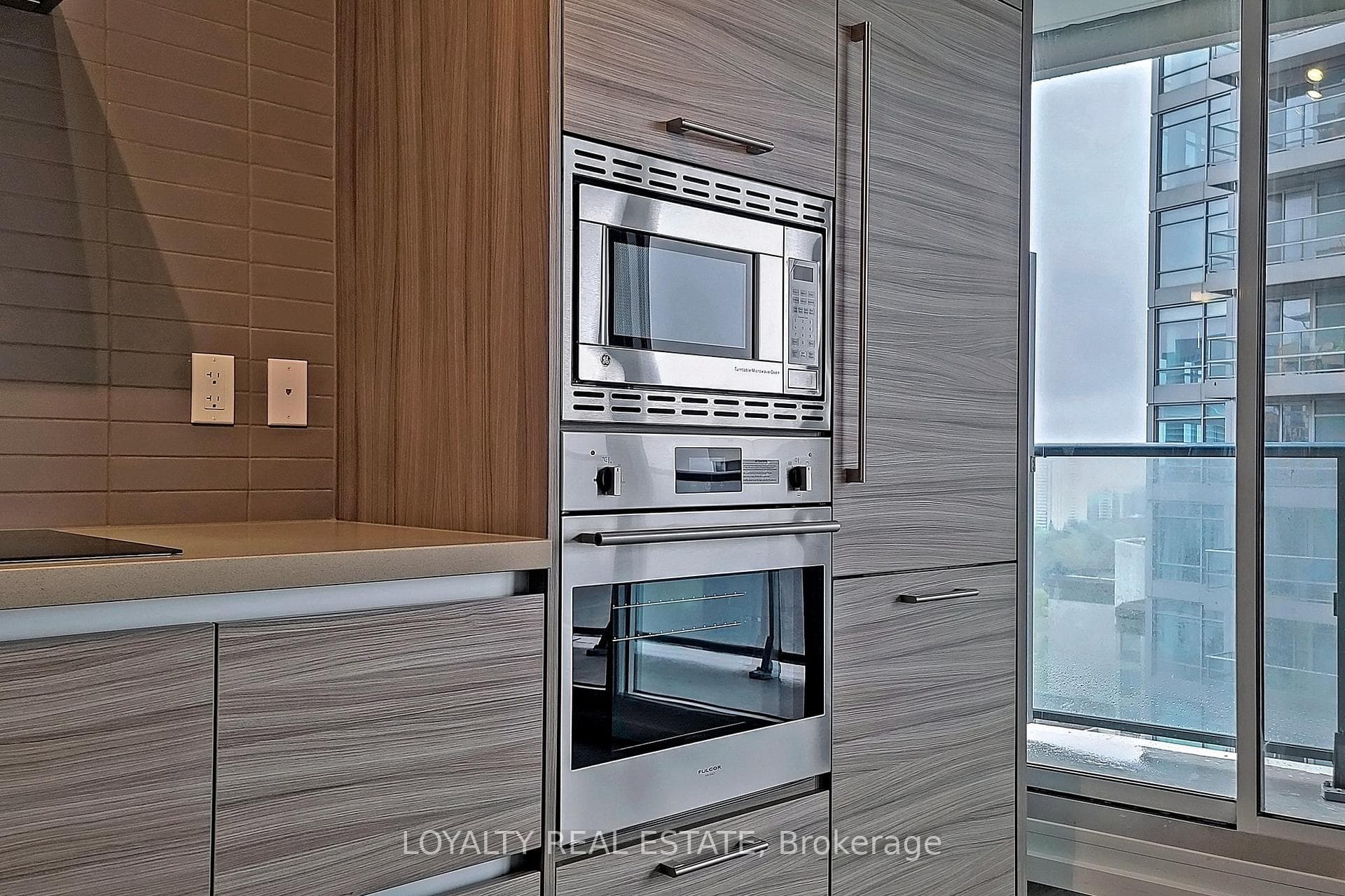 2221 Yonge Street Unit 1705 - Condo photo 12 of 46 in Leaside / Davisville, Ontario