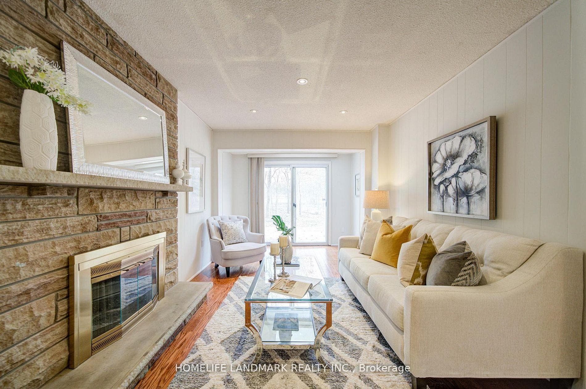 1111 Deer Run - Detached photo 10 of 29 in Mississauga, Ontario