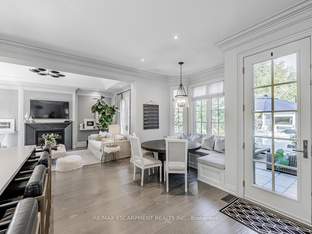 393 Maple Grove Drive - New Construction photo 20 of 49 in Oakville, Ontario