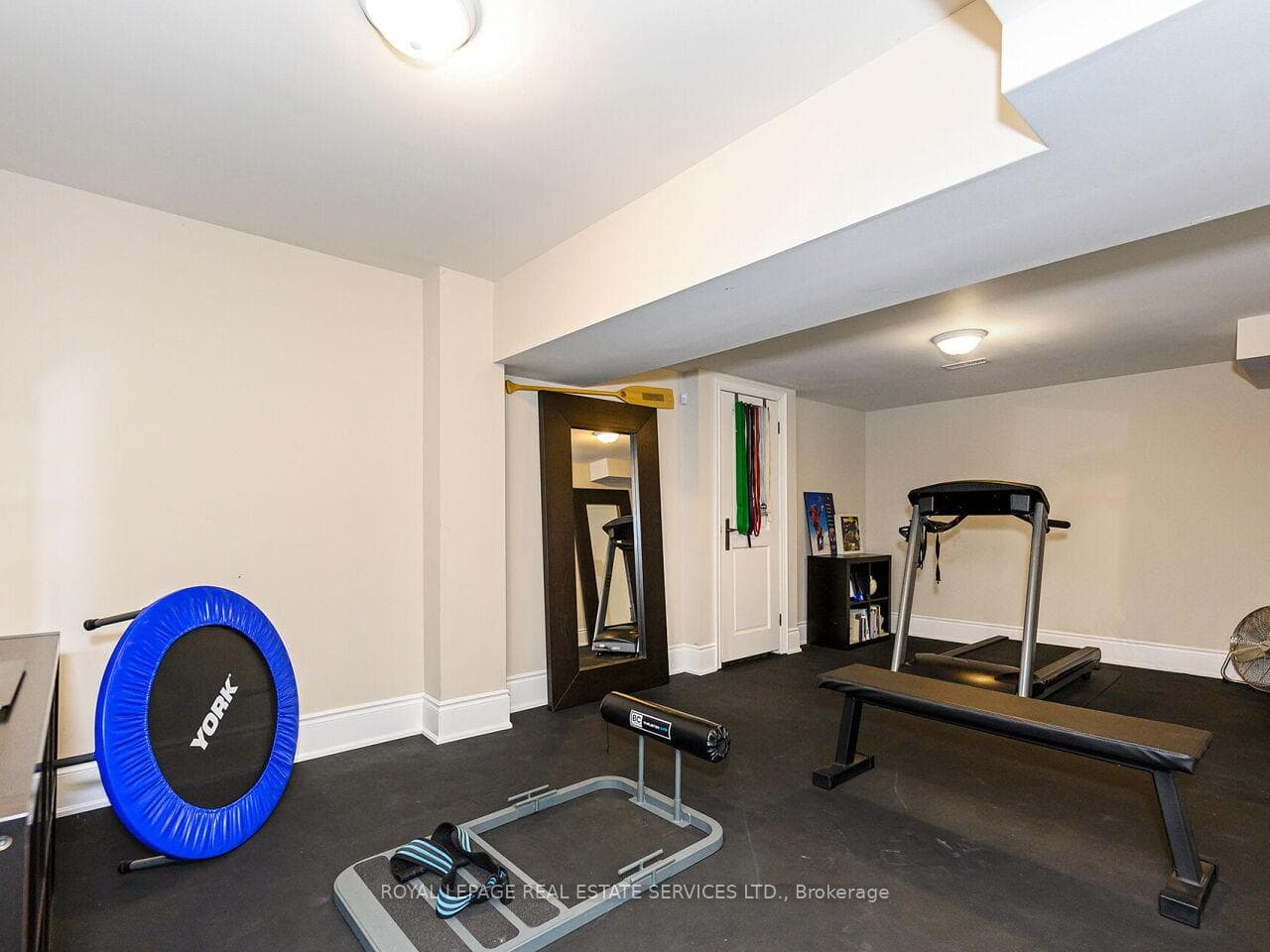 24 Jopling Avenue - Detached photo 34 of 47 in Etobicoke (Islington / Rexdale), Ontario