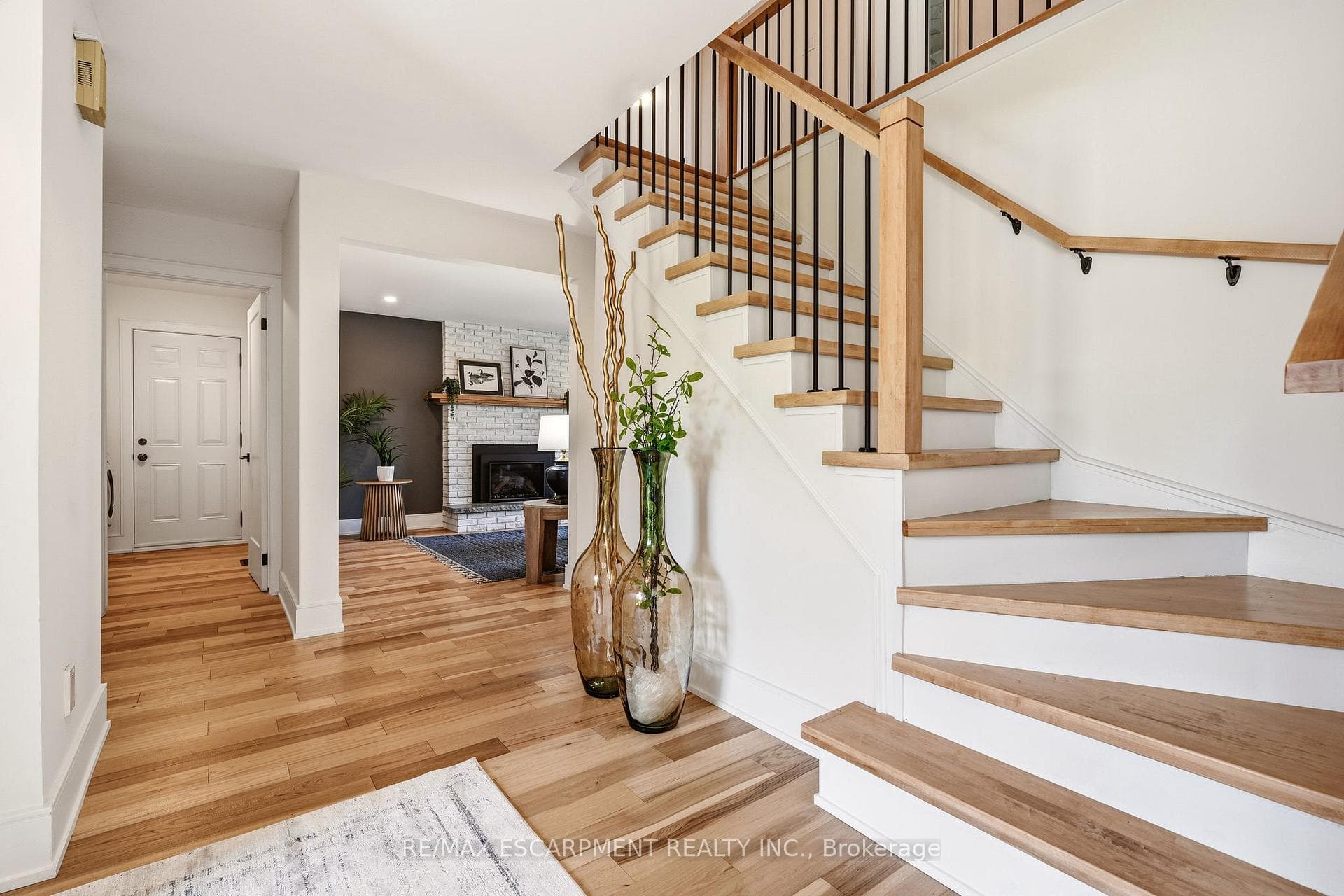 2347 Tweedsmuir Court - Detached photo 22 of 48 in Burlington, Ontario