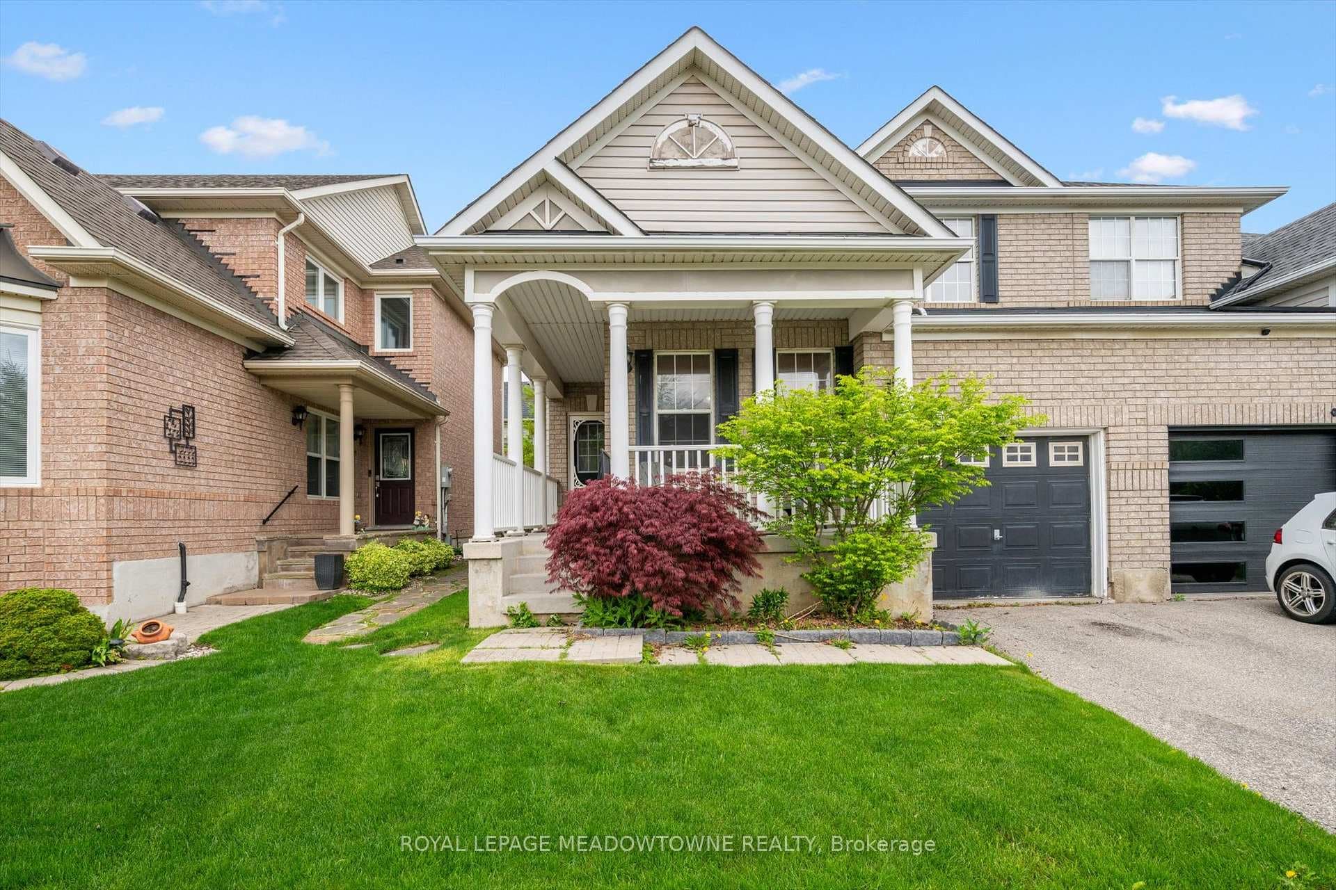 1617 Gowling Terrace - home for sale in Milton, Ontario